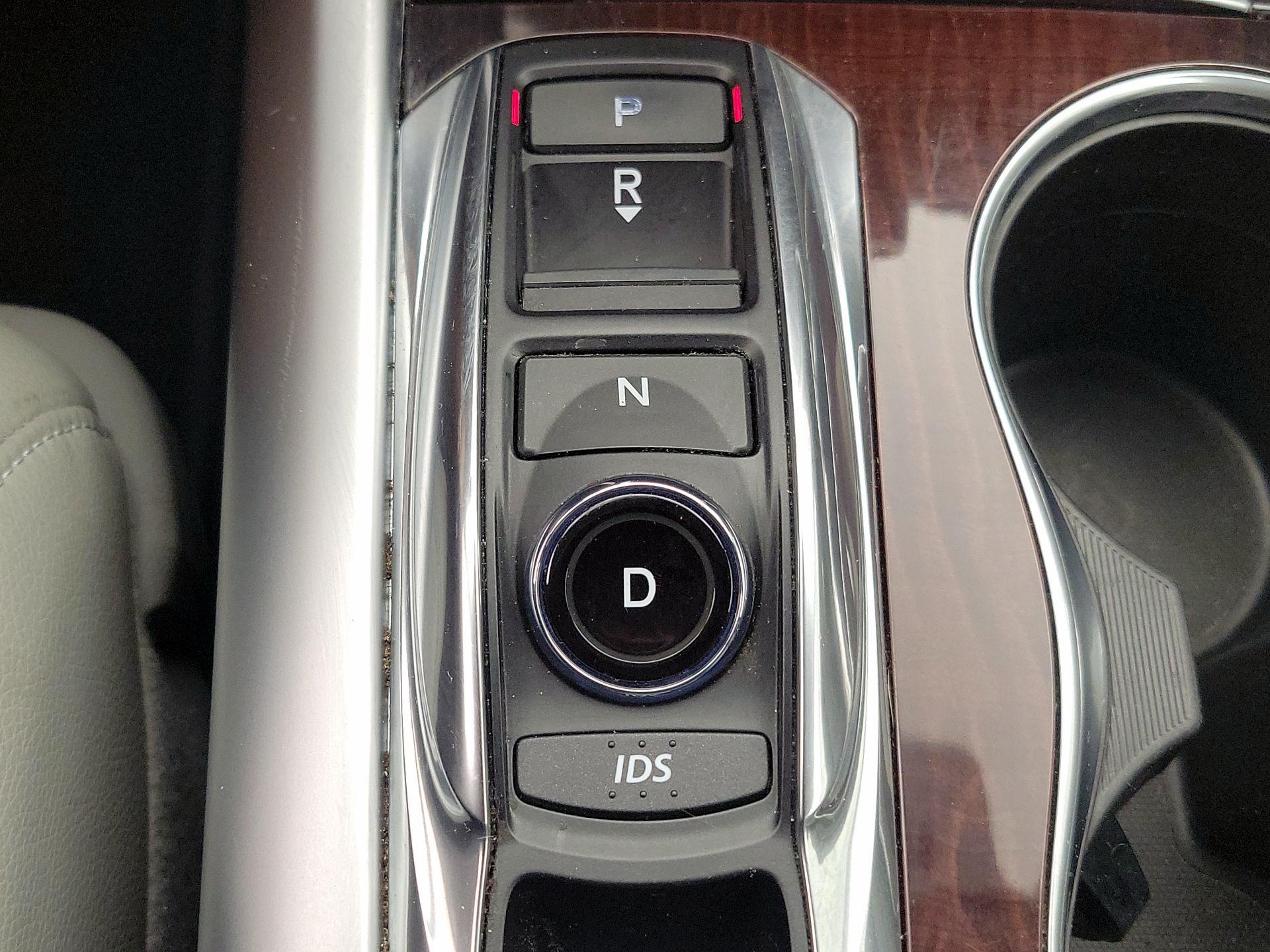 Thumbnail: 2016 Acura TLX - 17