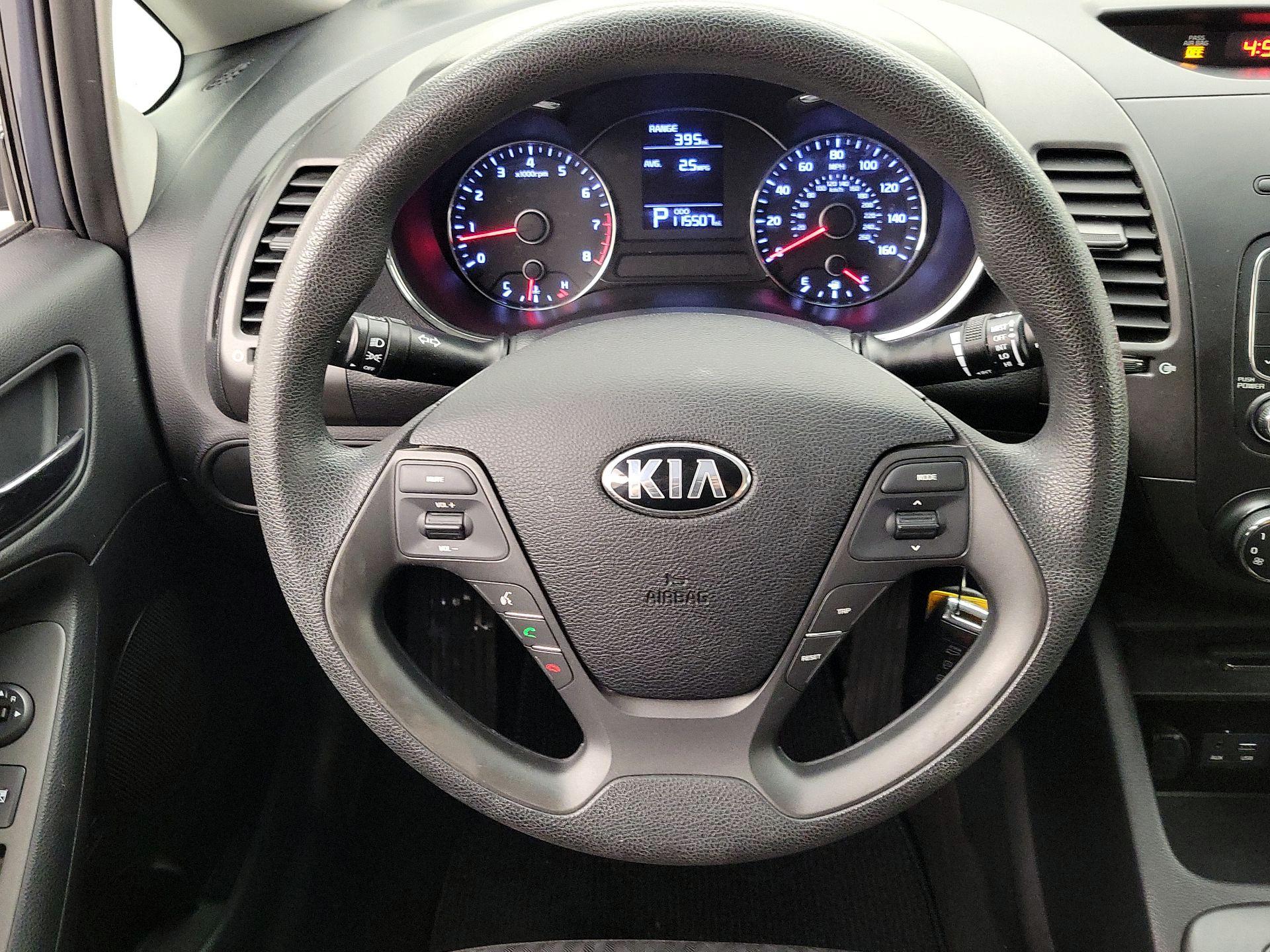 Thumbnail: 2016 Kia Forte - 10