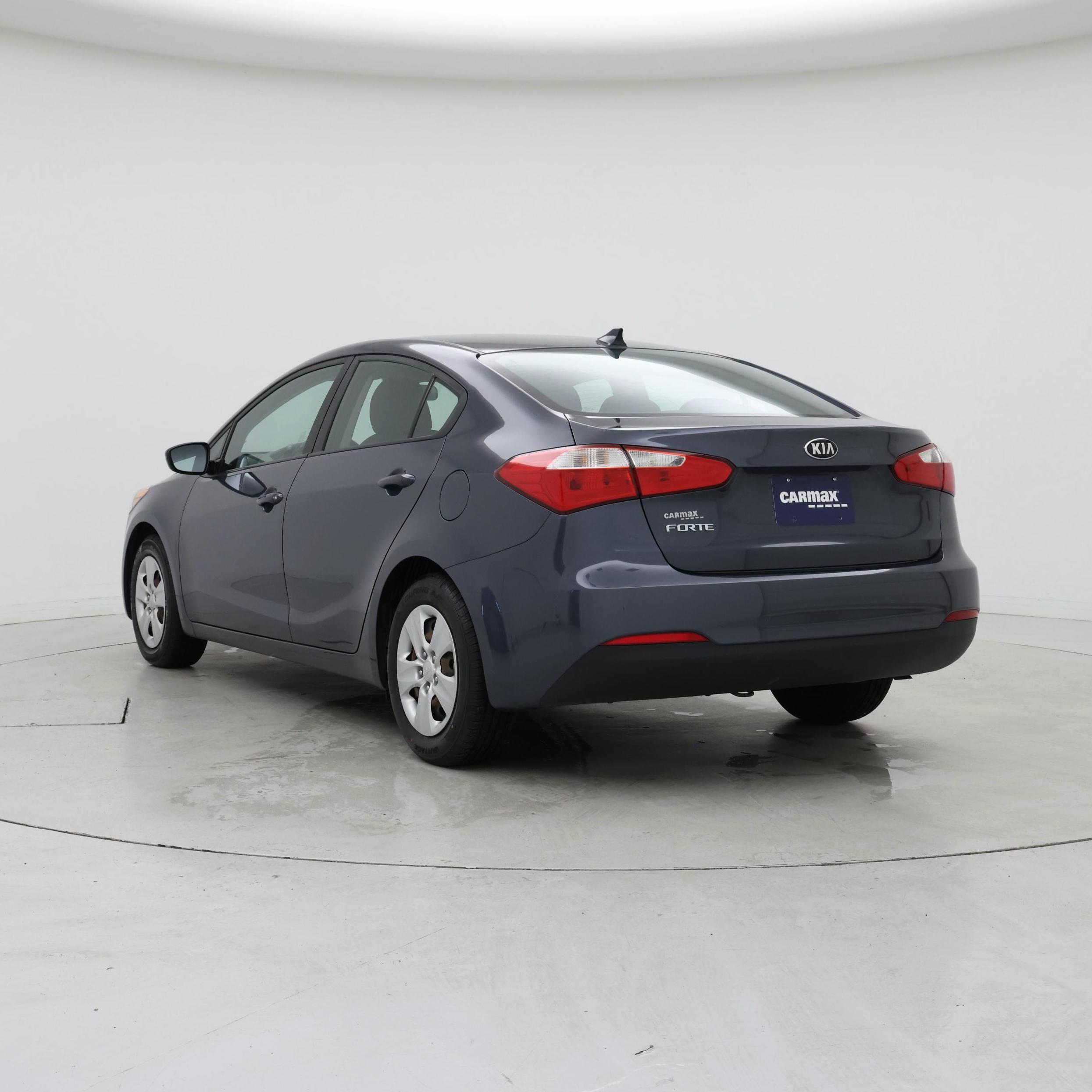 Thumbnail: 2016 Kia Forte - 2