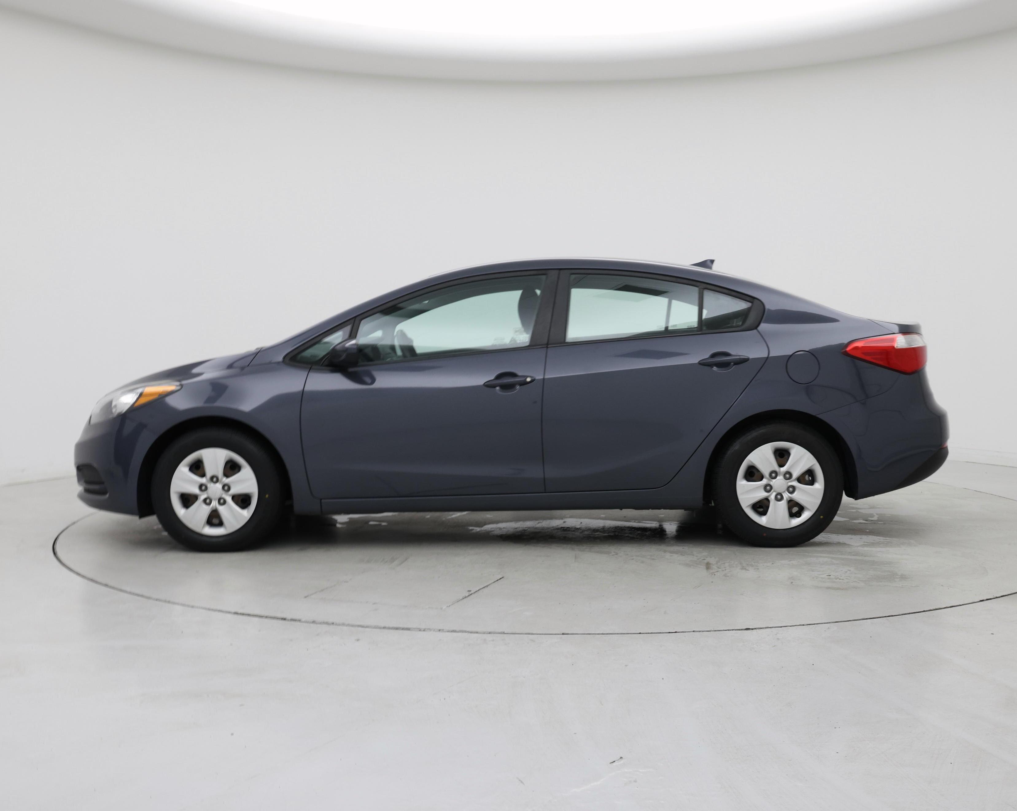 Thumbnail: 2016 Kia Forte - 3