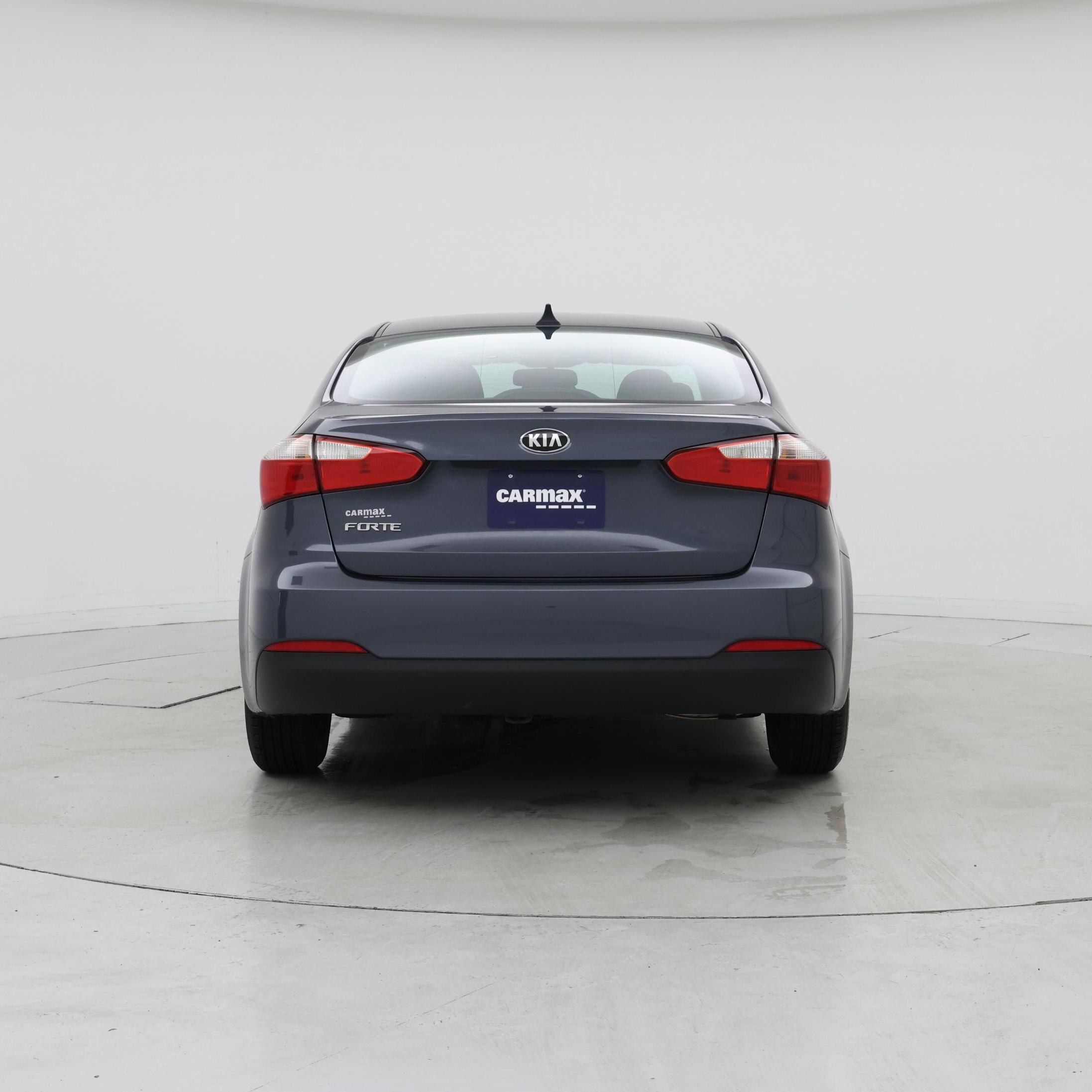 Thumbnail: 2016 Kia Forte - 6