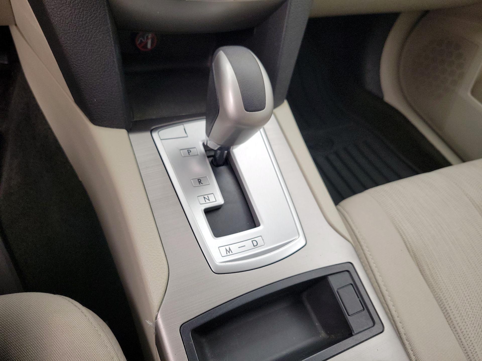 Thumbnail: 2014 Subaru Outback - 16