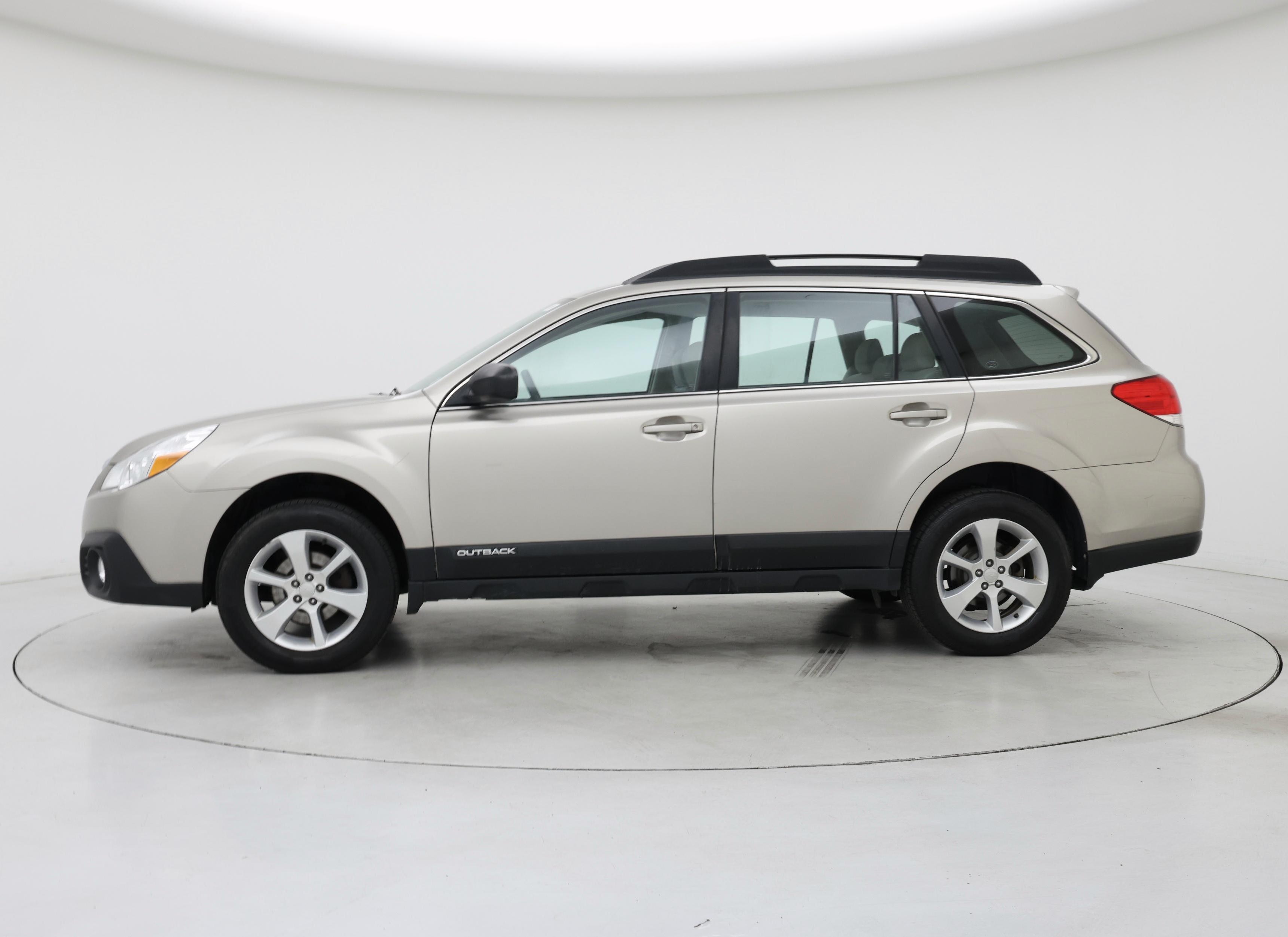 Thumbnail: 2014 Subaru Outback - 3