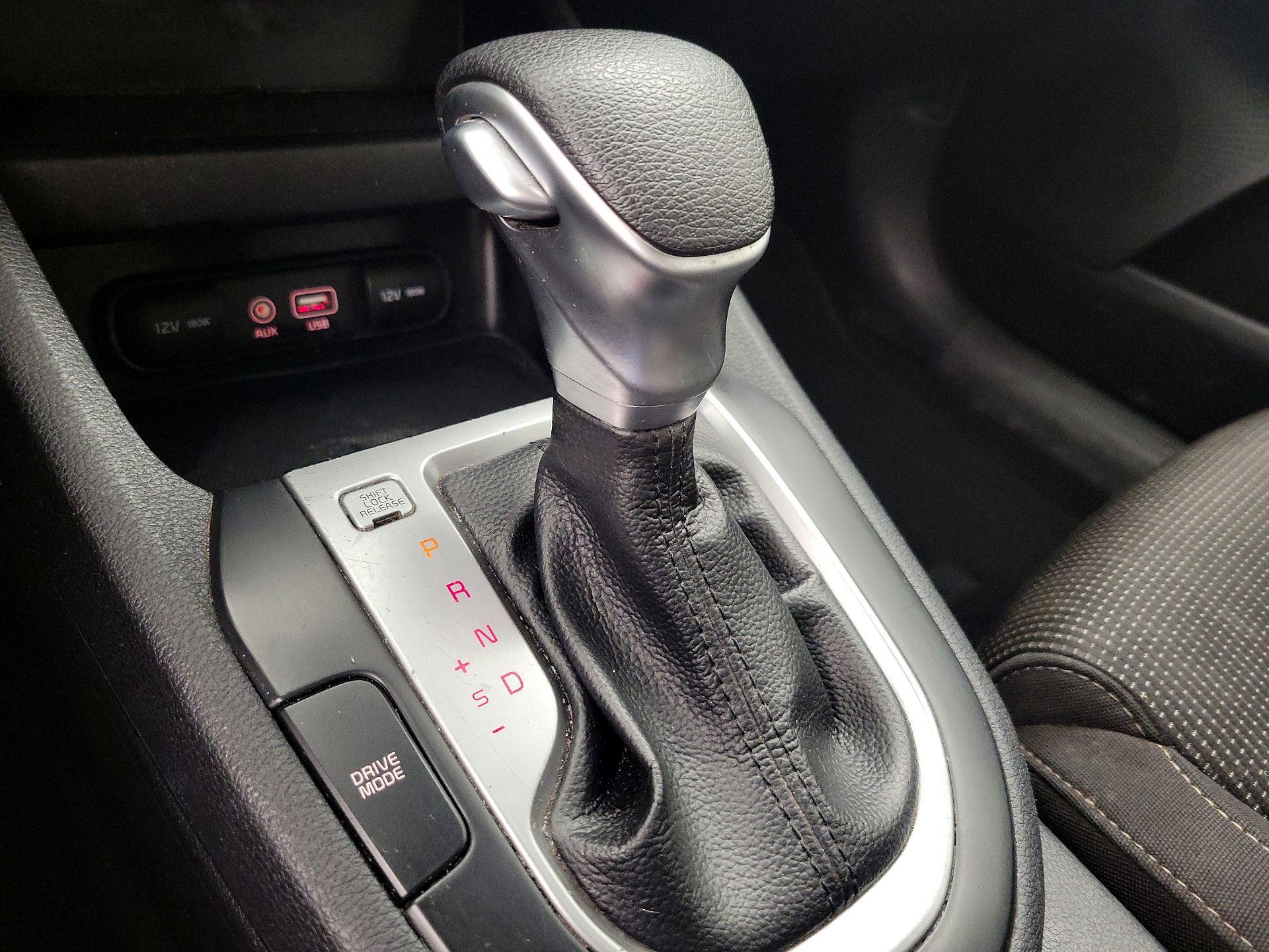 Thumbnail: 2020 Kia Forte - 17