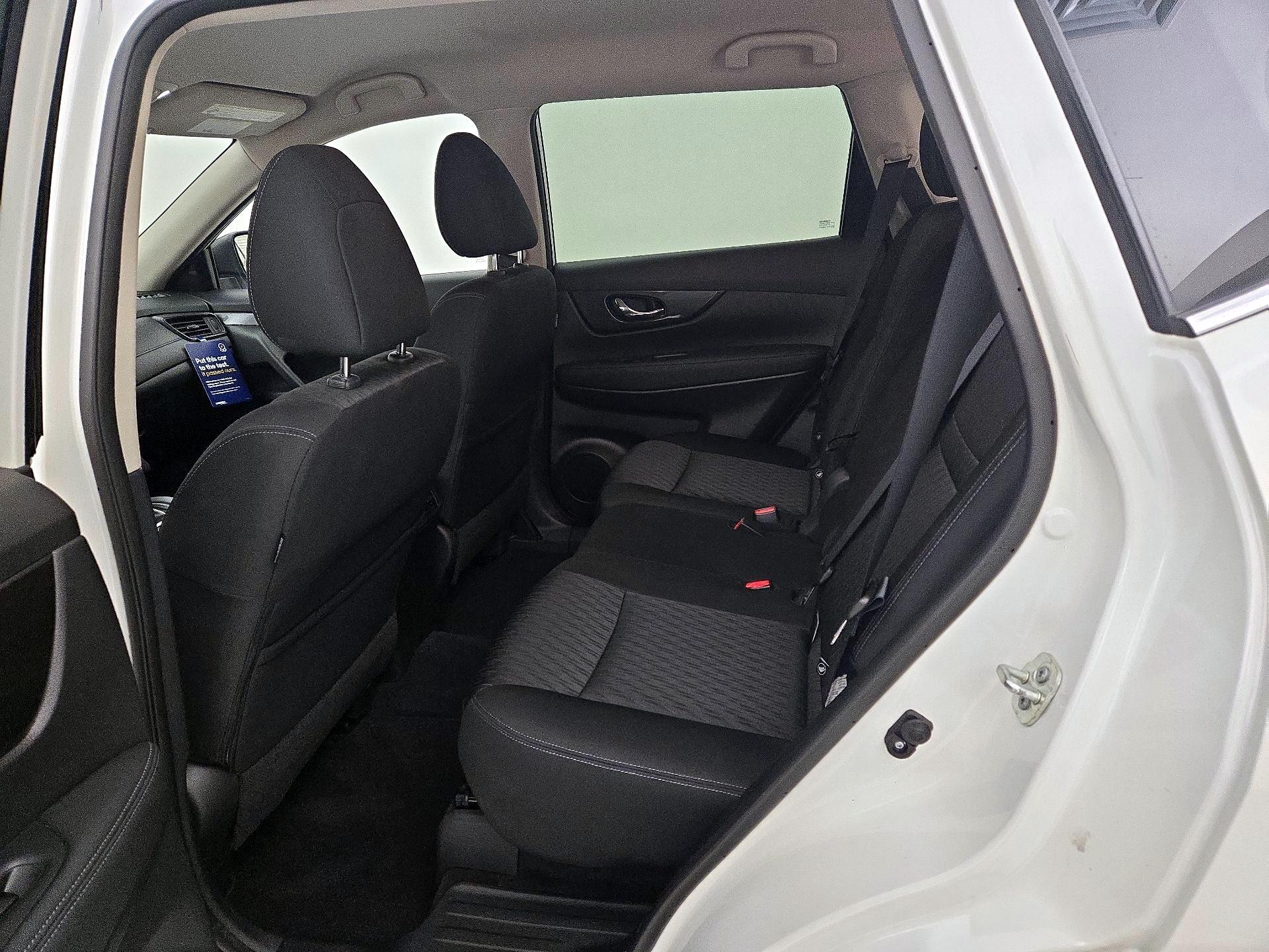Thumbnail: 2020 Nissan Rogue - 19