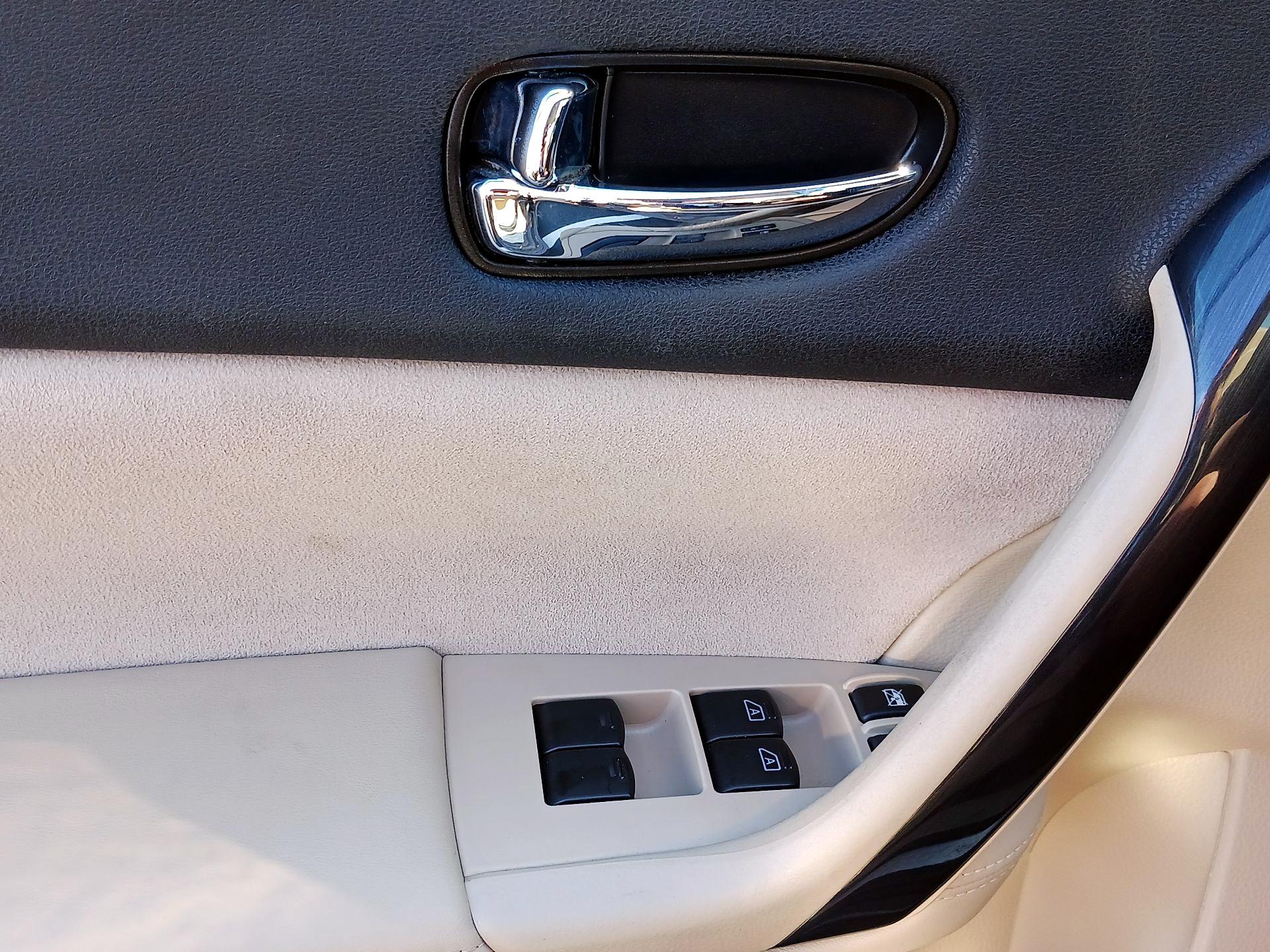 Thumbnail: 2014 Nissan Maxima - 10