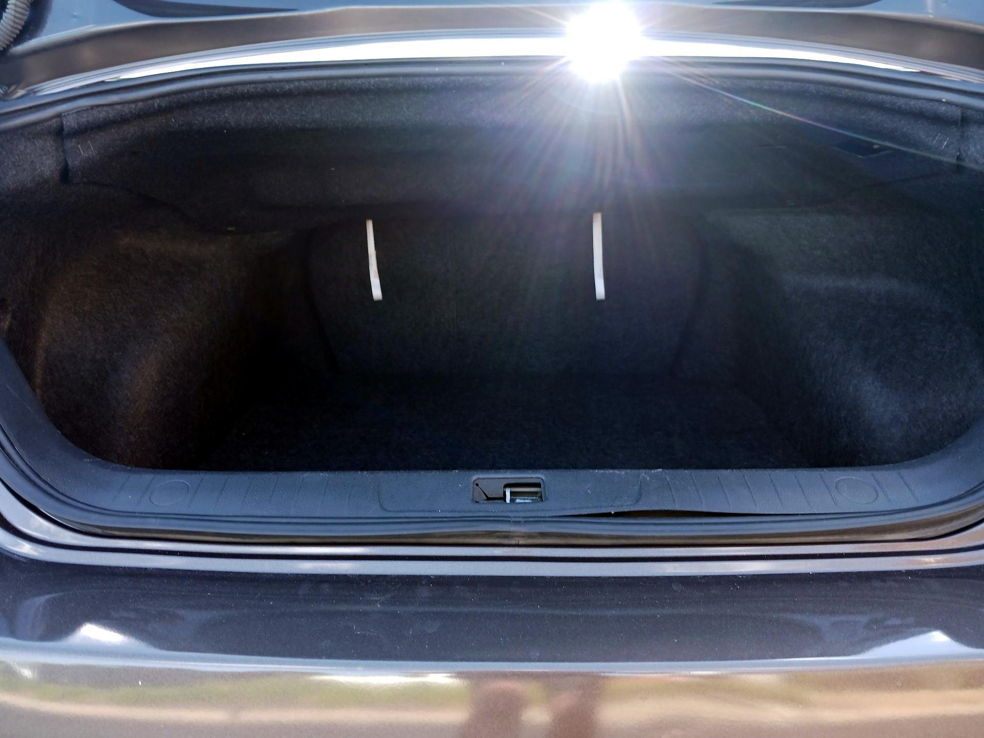 Thumbnail: 2014 Nissan Maxima - 18