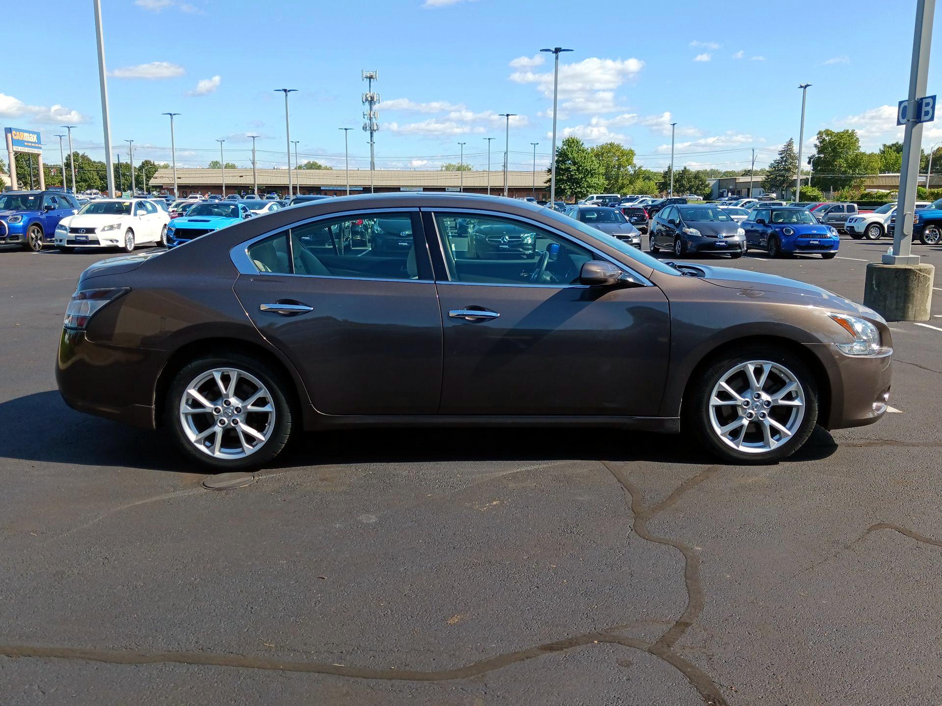 Thumbnail: 2014 Nissan Maxima - 4