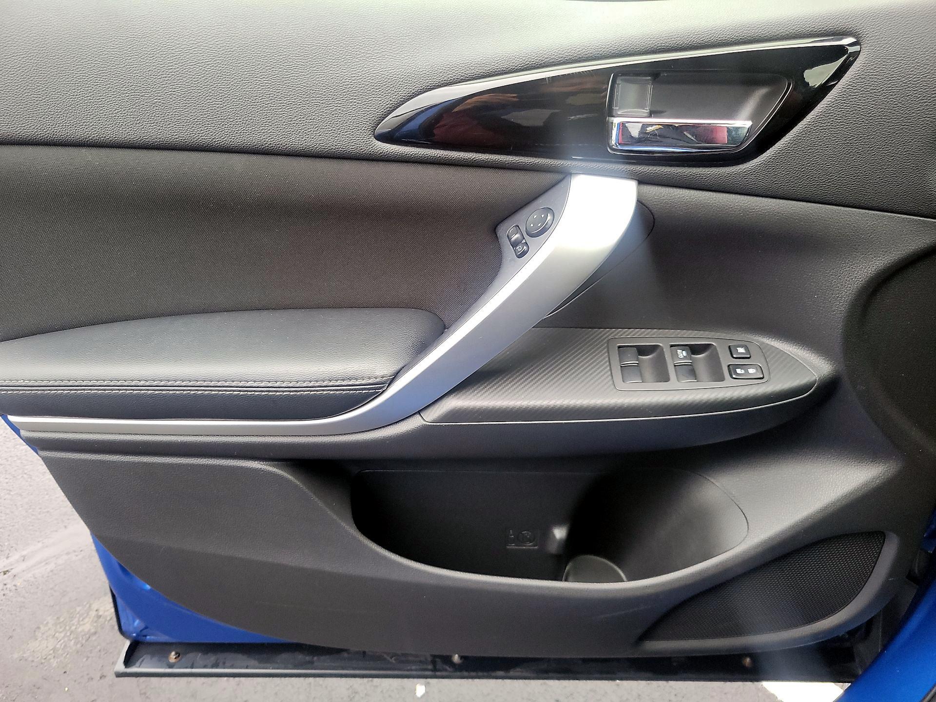 Thumbnail: 2018 Mitsubishi Eclipse Cross - 10