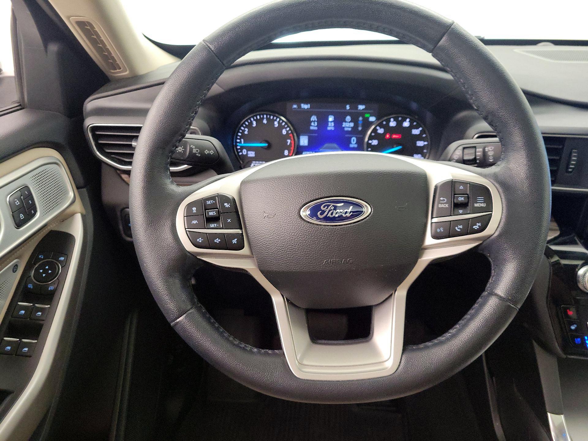 Thumbnail: 2022 Ford Explorer - 10