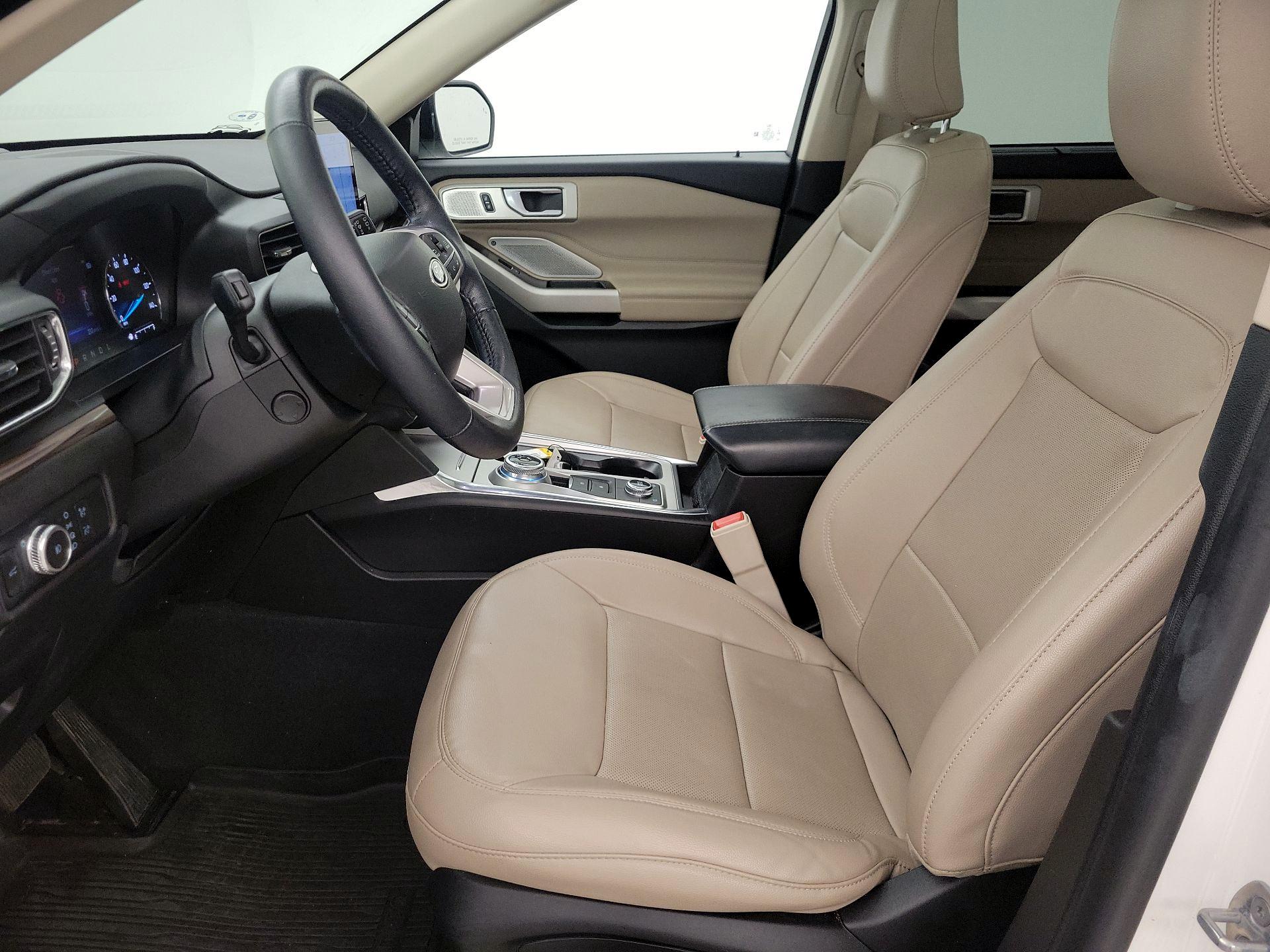 Thumbnail: 2022 Ford Explorer - 11