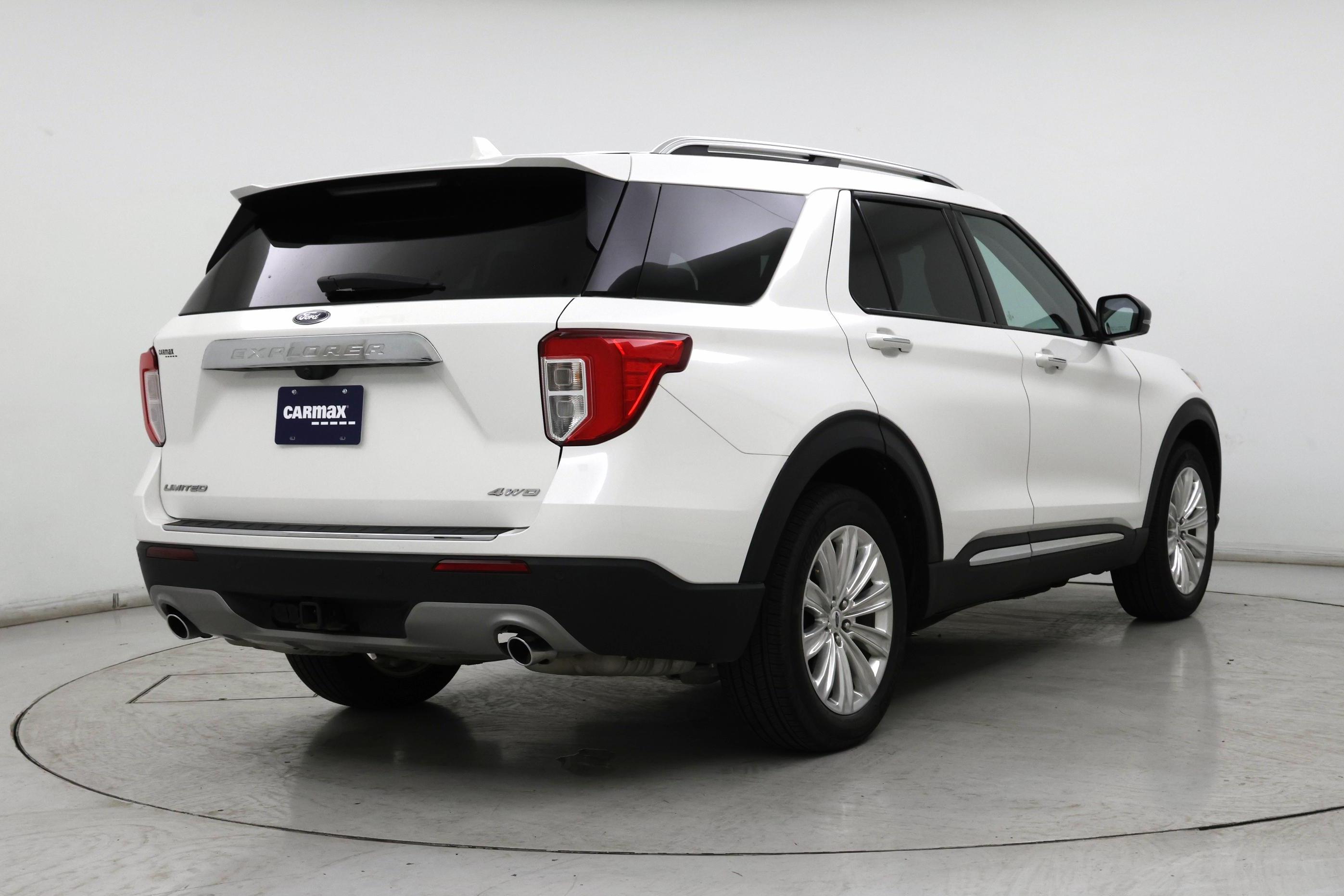 Thumbnail: 2022 Ford Explorer - 8