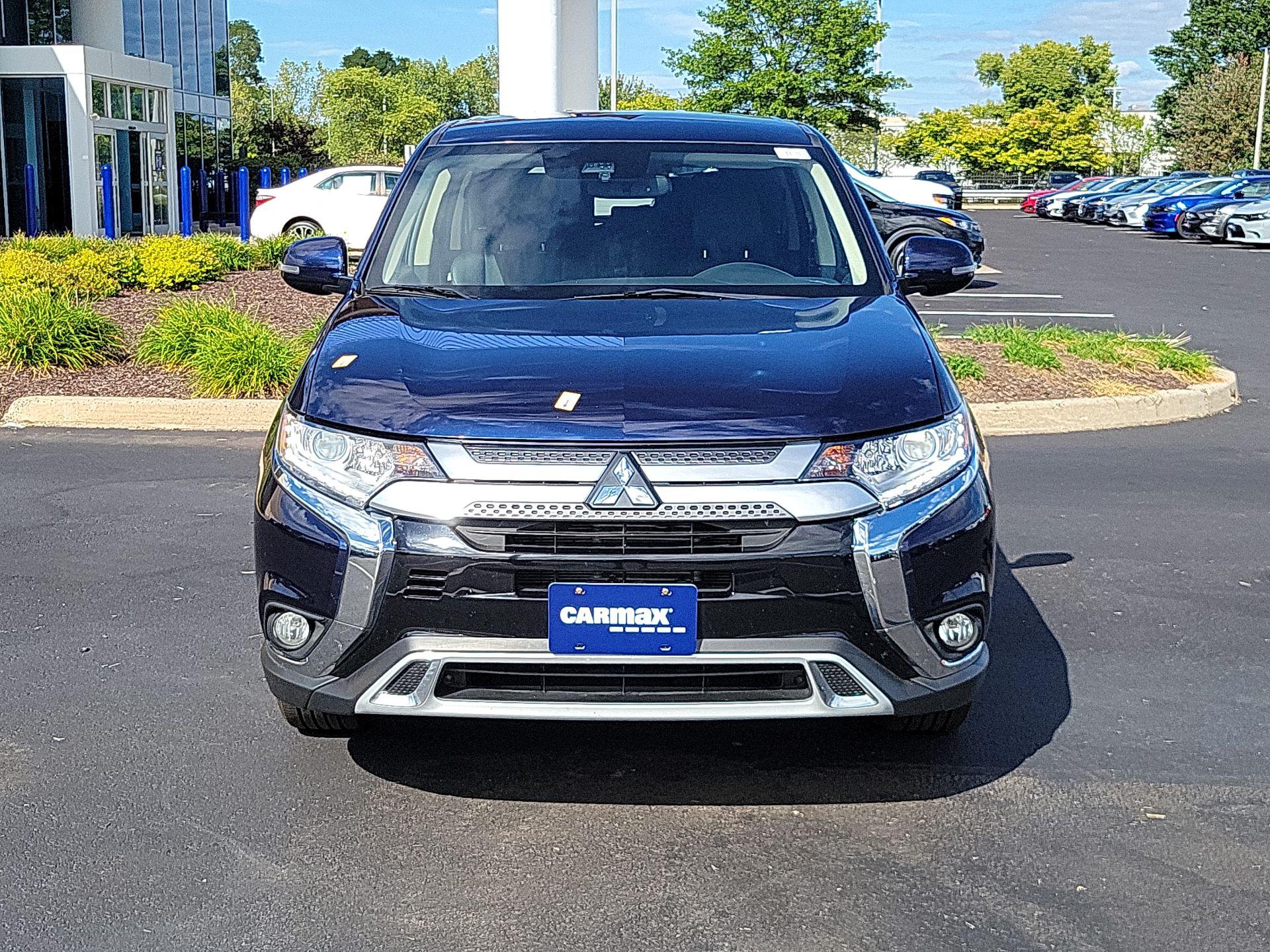 Thumbnail: 2020 Mitsubishi Outlander - 2