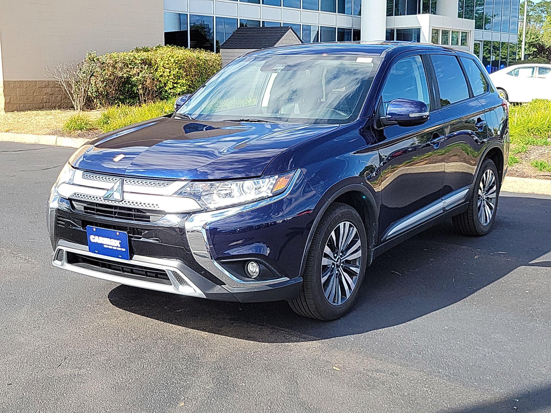 Thumbnail: 2020 Mitsubishi Outlander - 3