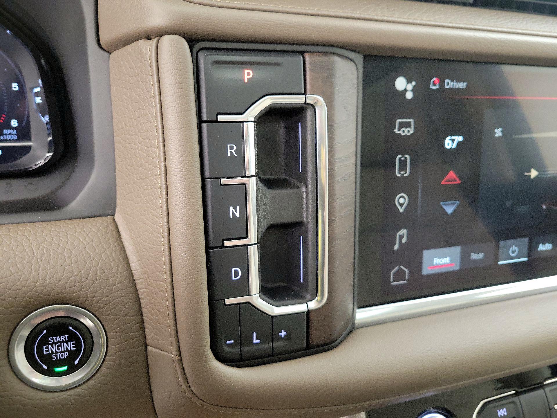 Thumbnail: 2023 GMC Yukon XL - 18