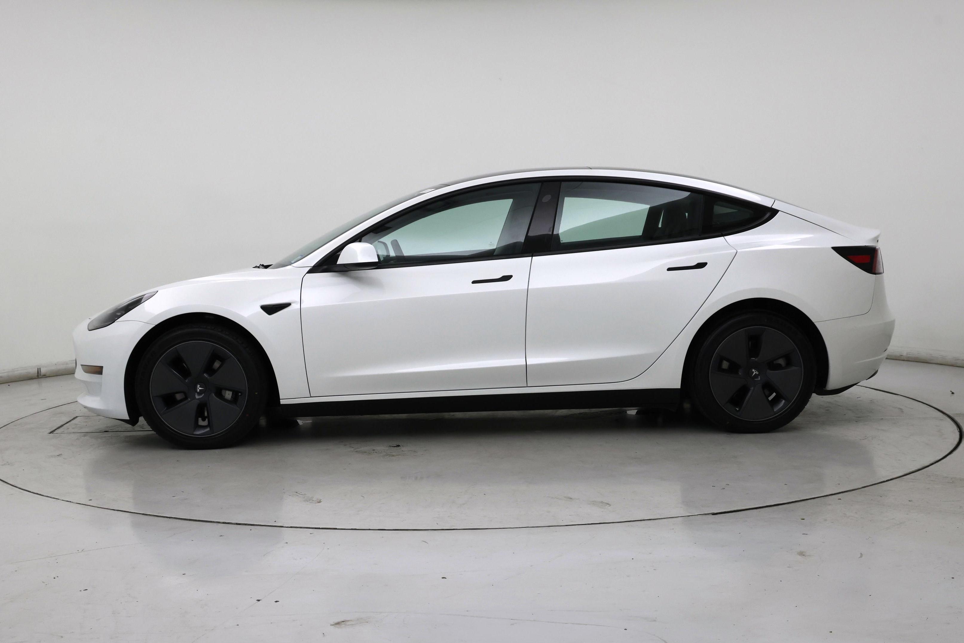 Thumbnail: 2023 Tesla Model 3 - 3
