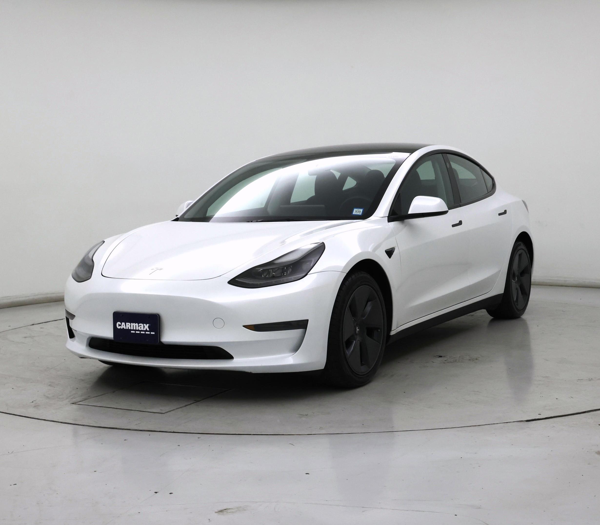 Thumbnail: 2023 Tesla Model 3 - 4