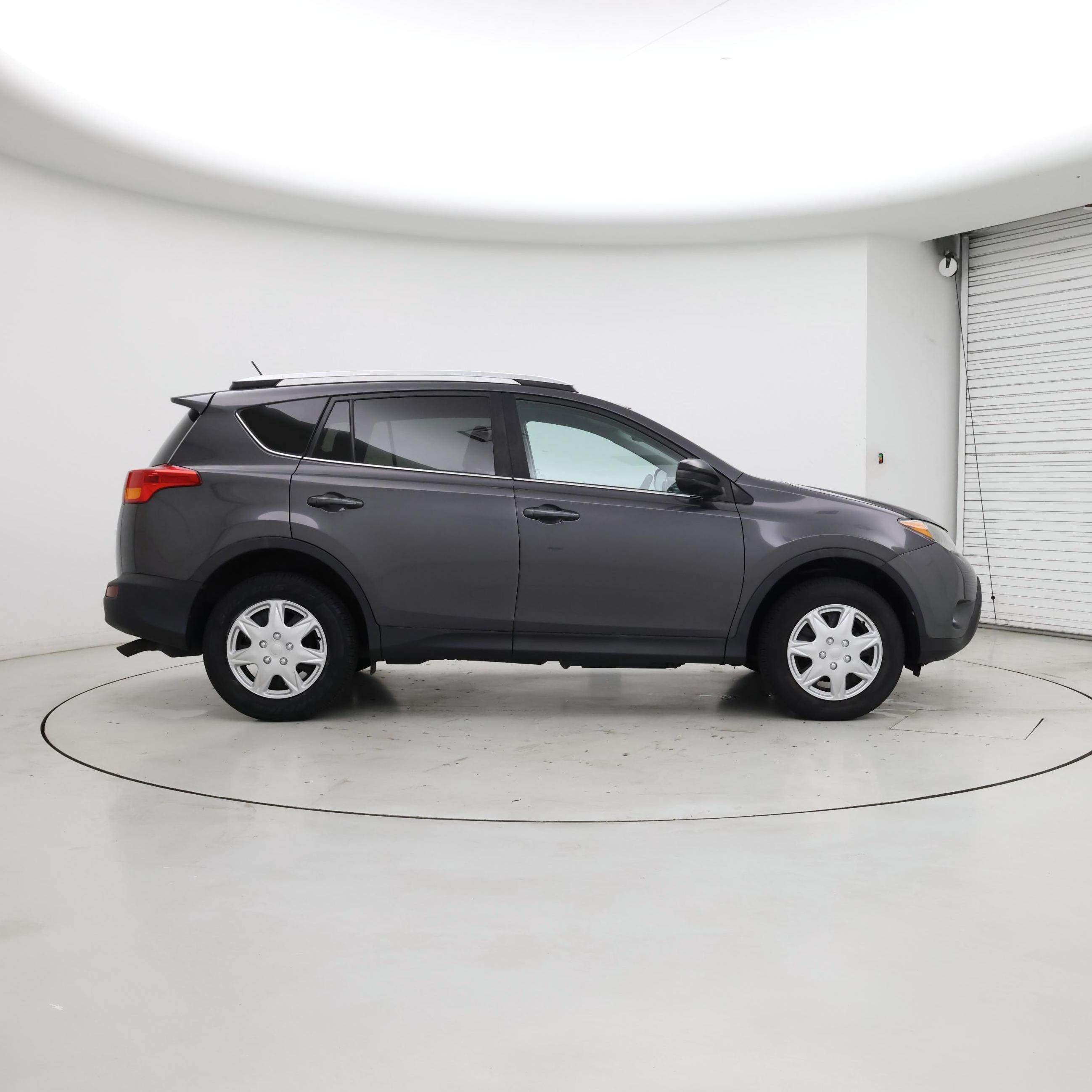 Thumbnail: 2015 Toyota RAV4 - 7