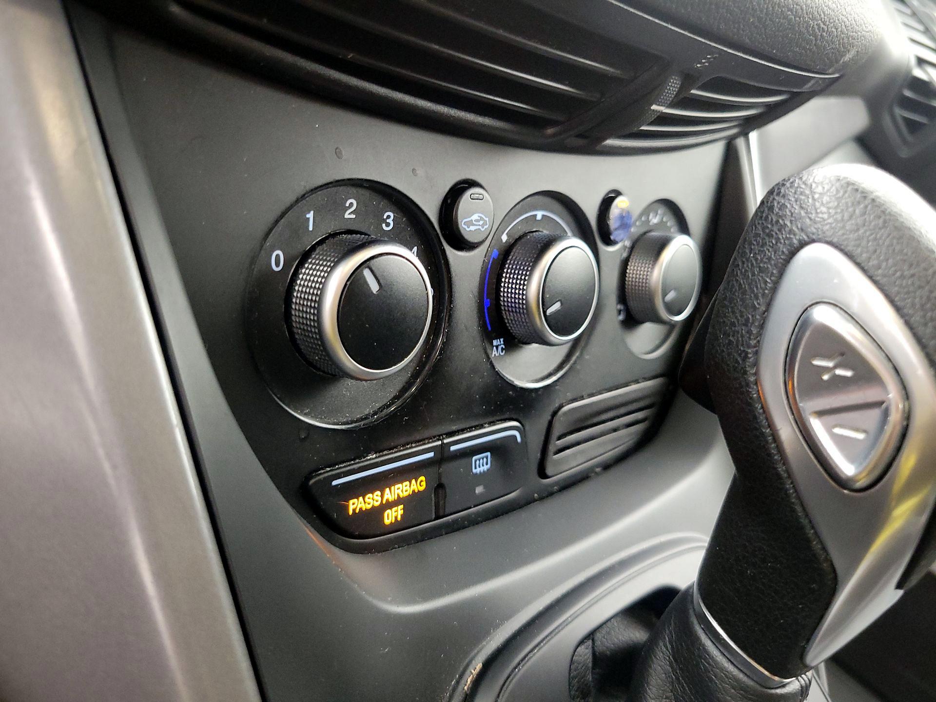 Thumbnail: 2016 Ford Escape - 16
