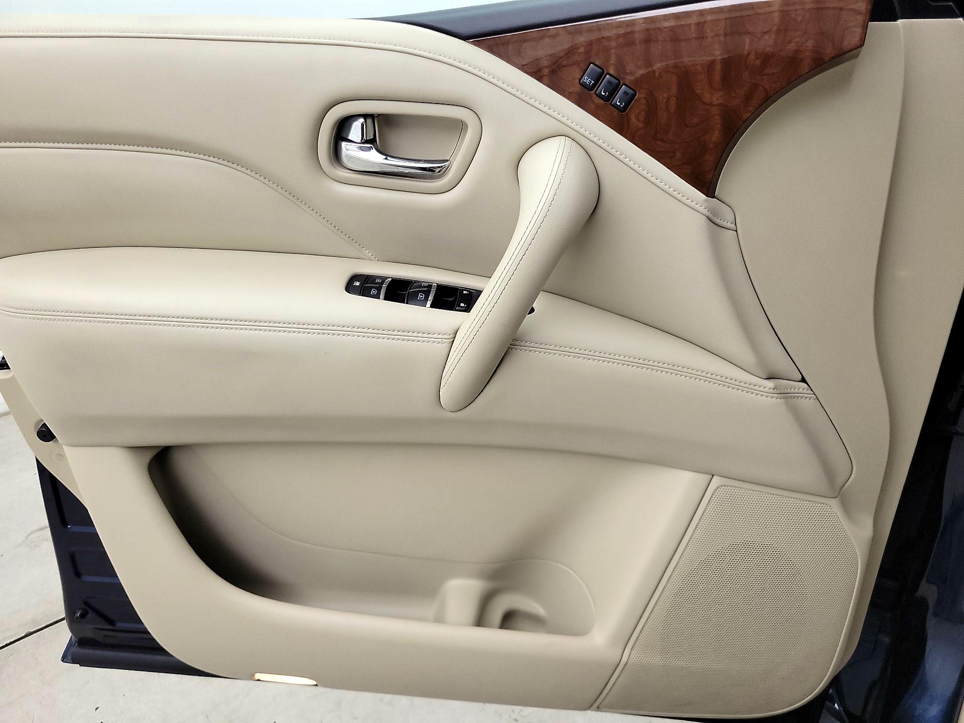 Thumbnail: 2019 INFINITI QX80 - 12