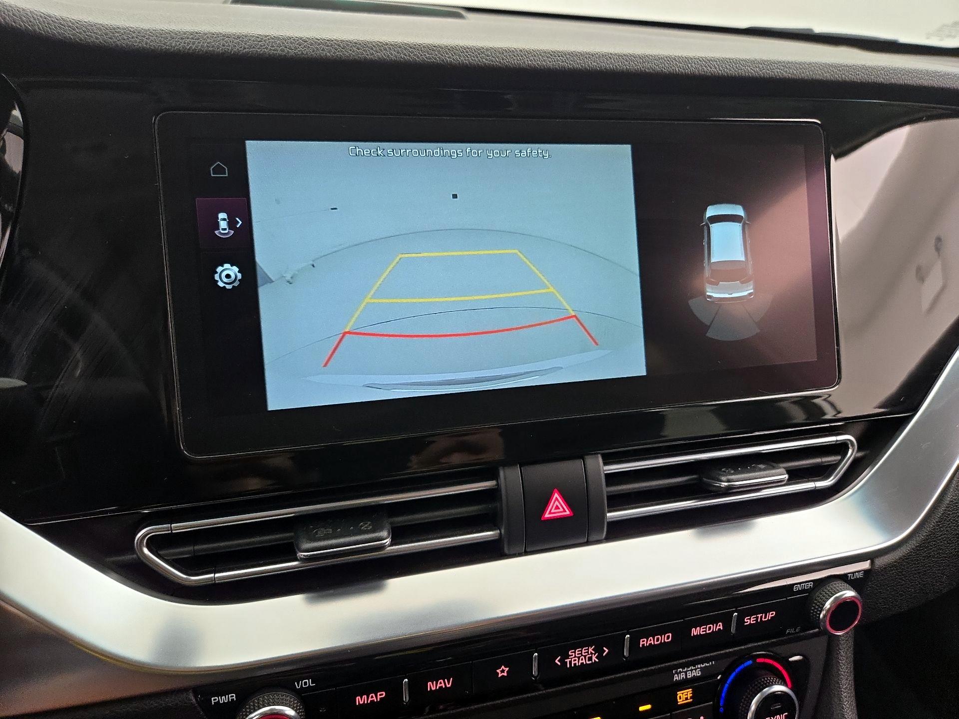 Thumbnail: 2020 Kia Niro - 15