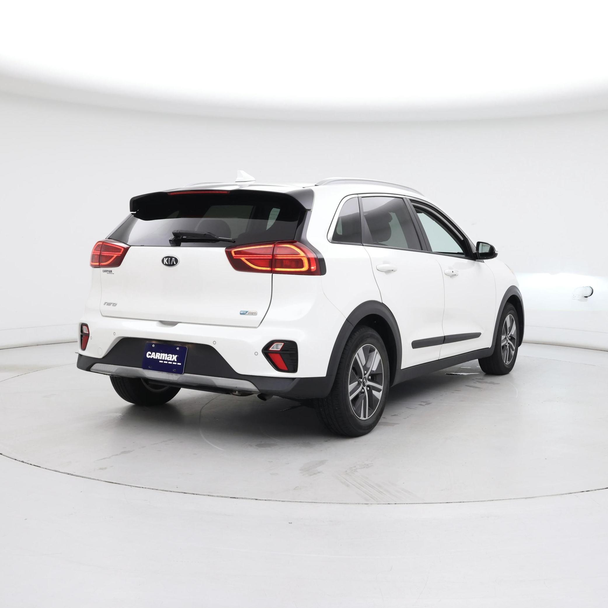 Thumbnail: 2020 Kia Niro - 8