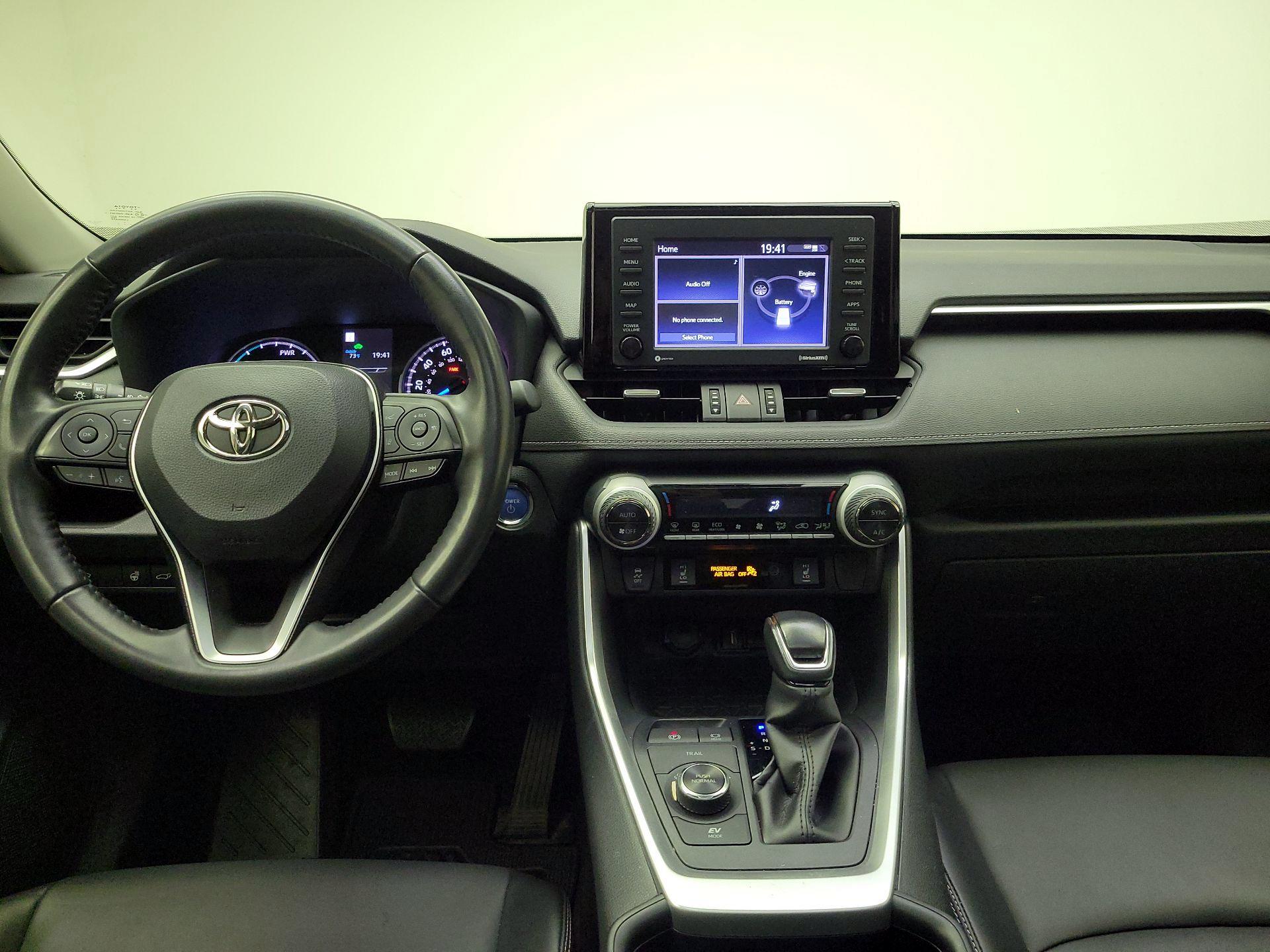 Thumbnail: 2022 Toyota RAV4 - 9
