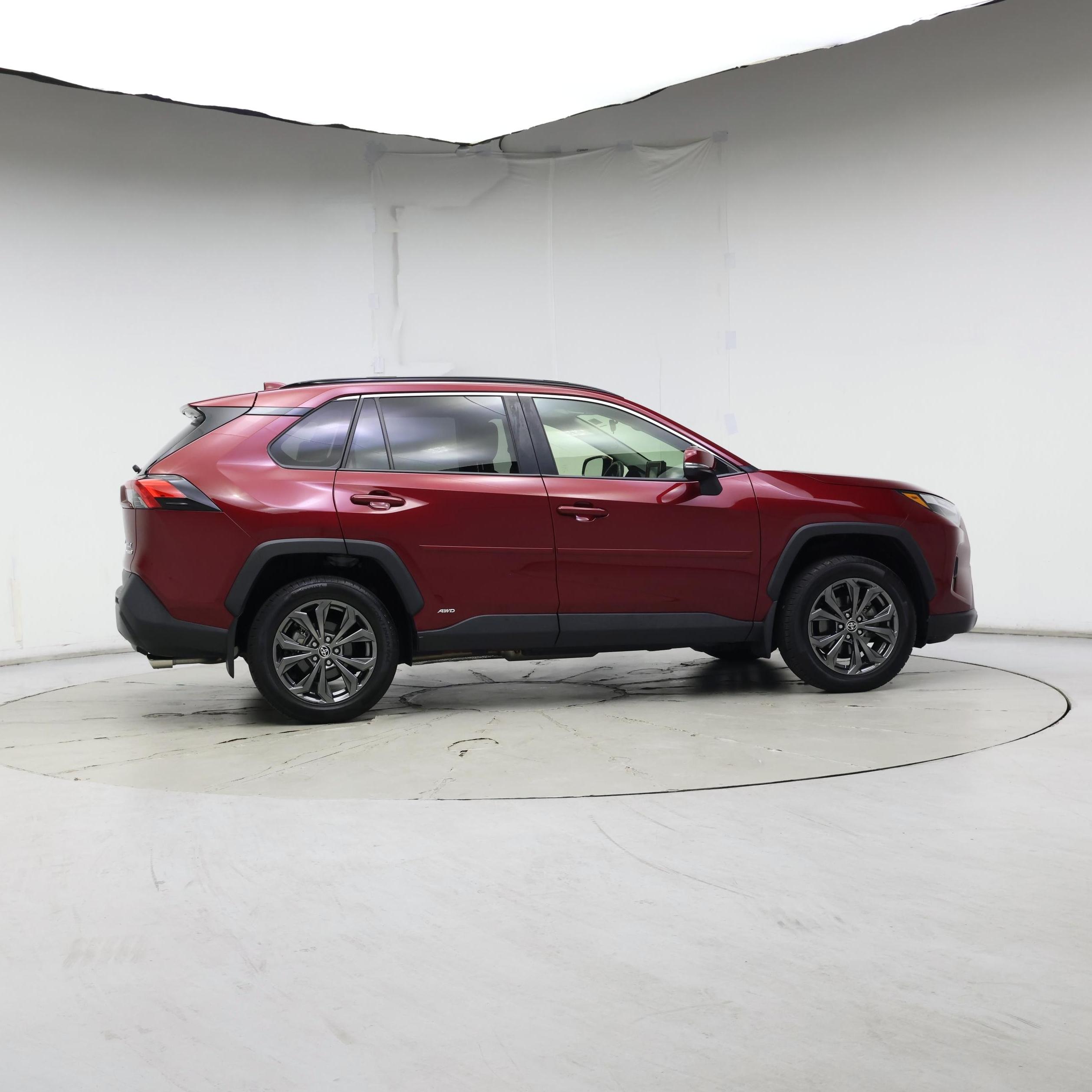 Thumbnail: 2022 Toyota RAV4 - 7