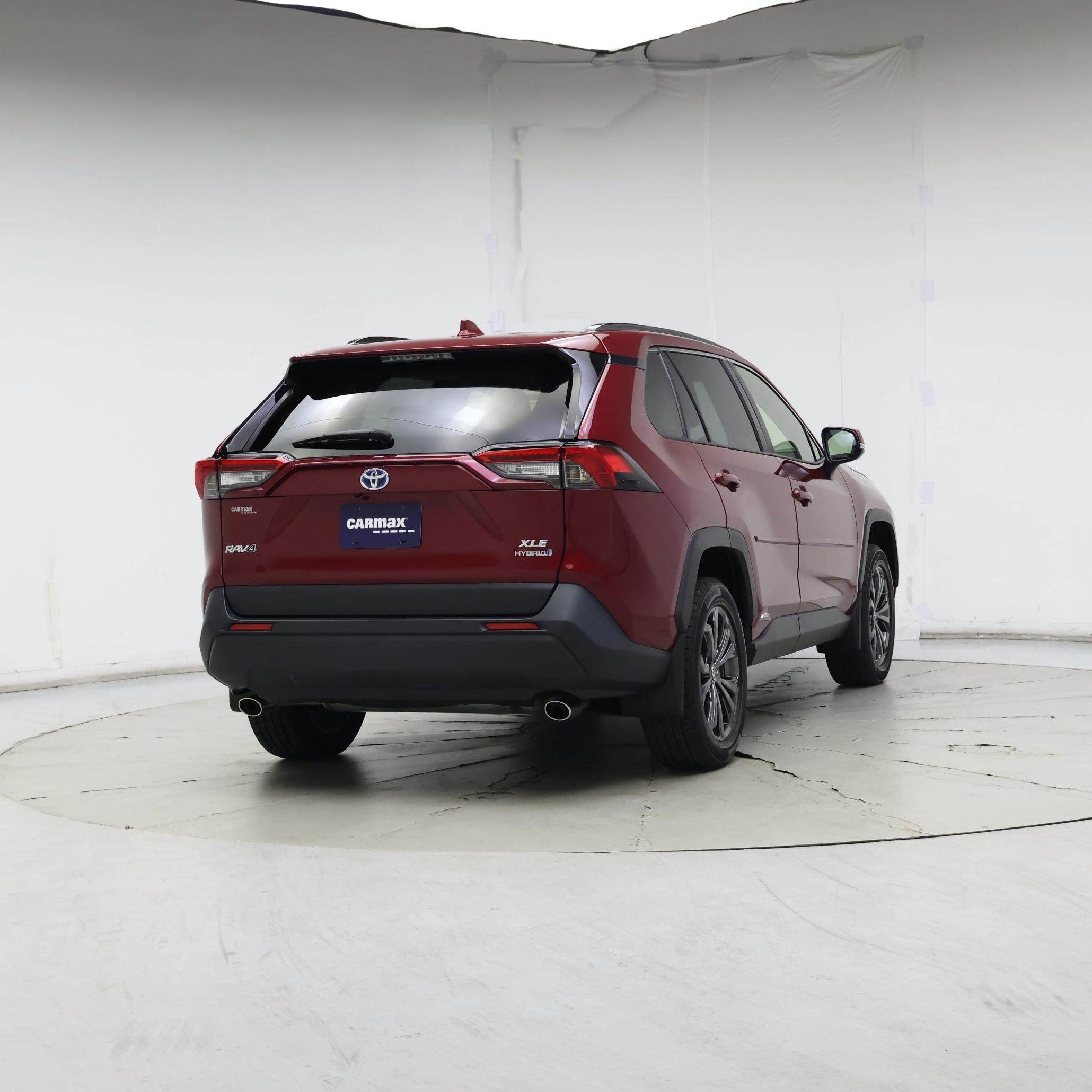 Thumbnail: 2022 Toyota RAV4 - 8