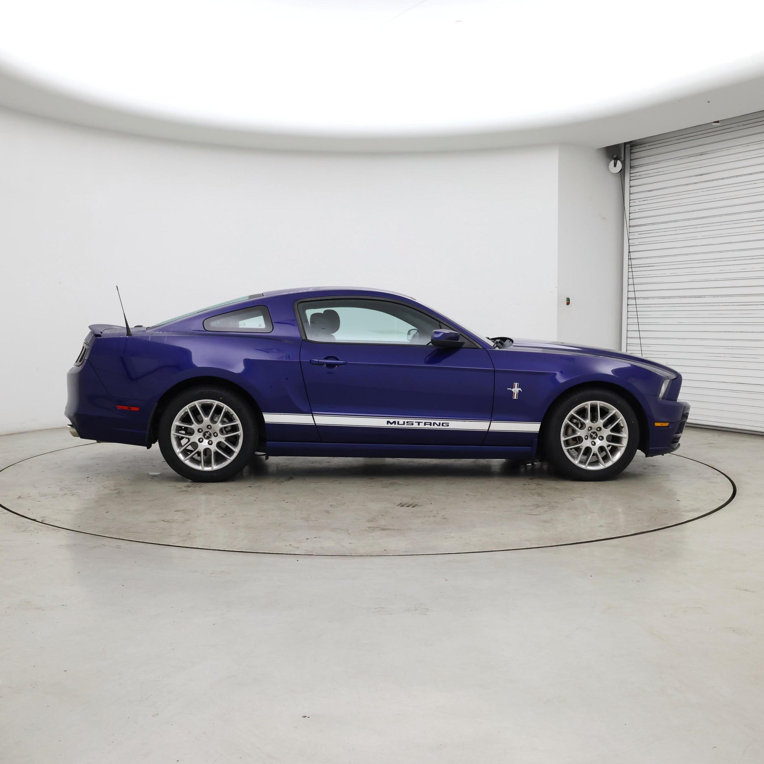 Thumbnail: 2014 Ford Mustang - 7