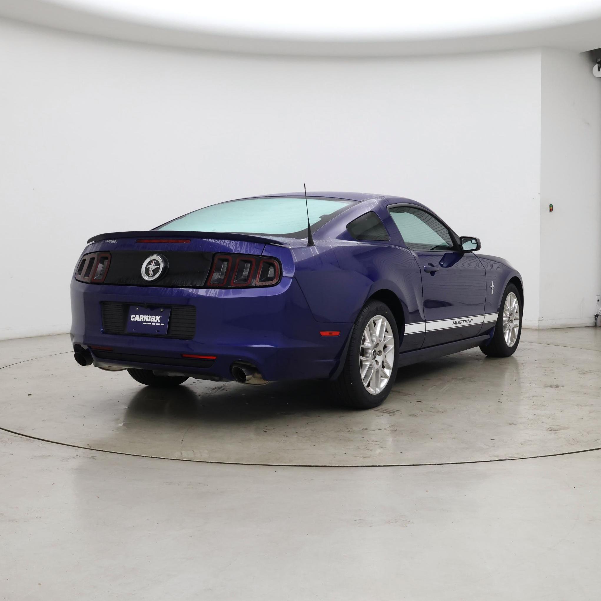 Thumbnail: 2014 Ford Mustang - 8