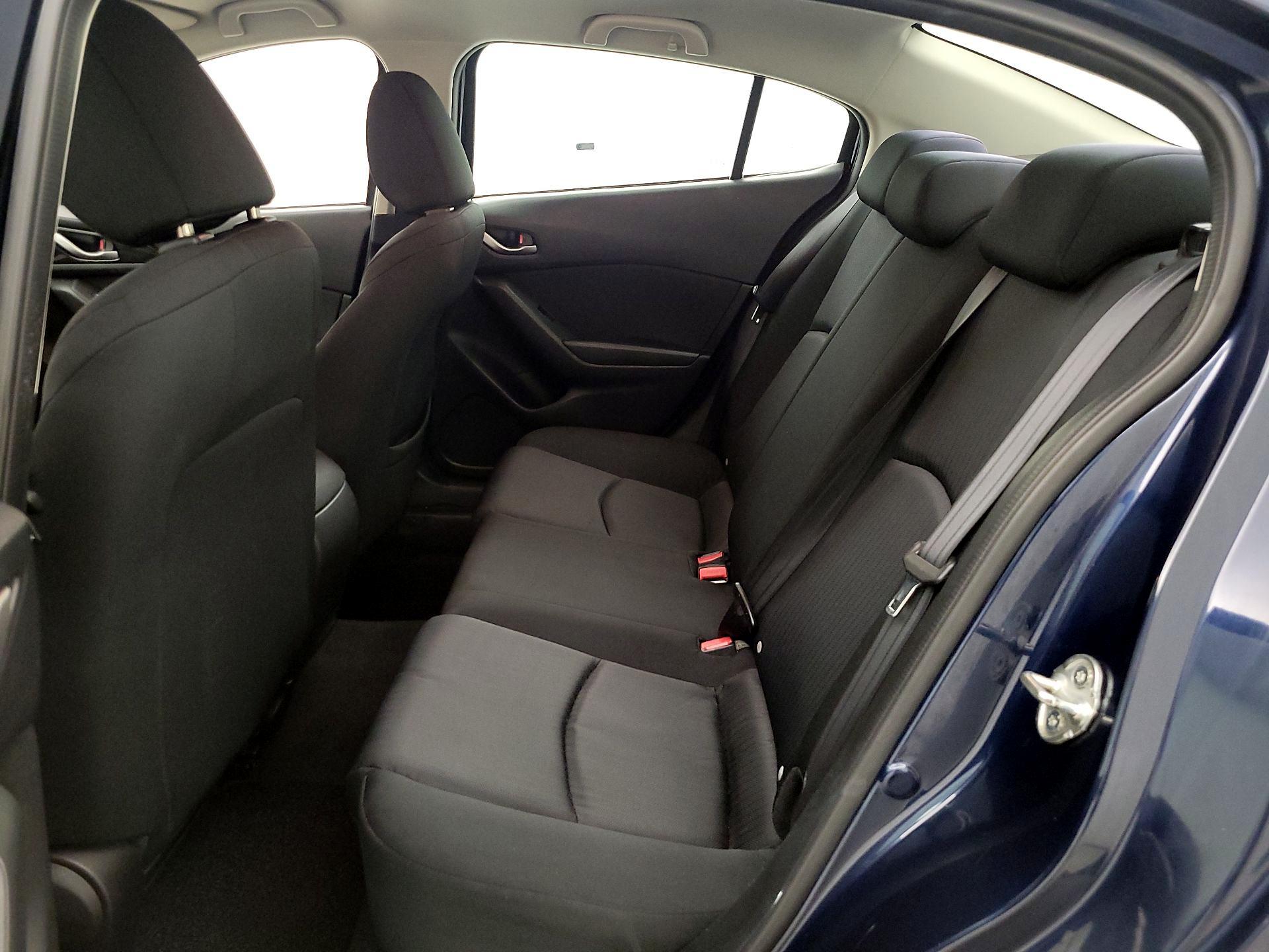 Thumbnail: 2015 Mazda Mazda3 - 18