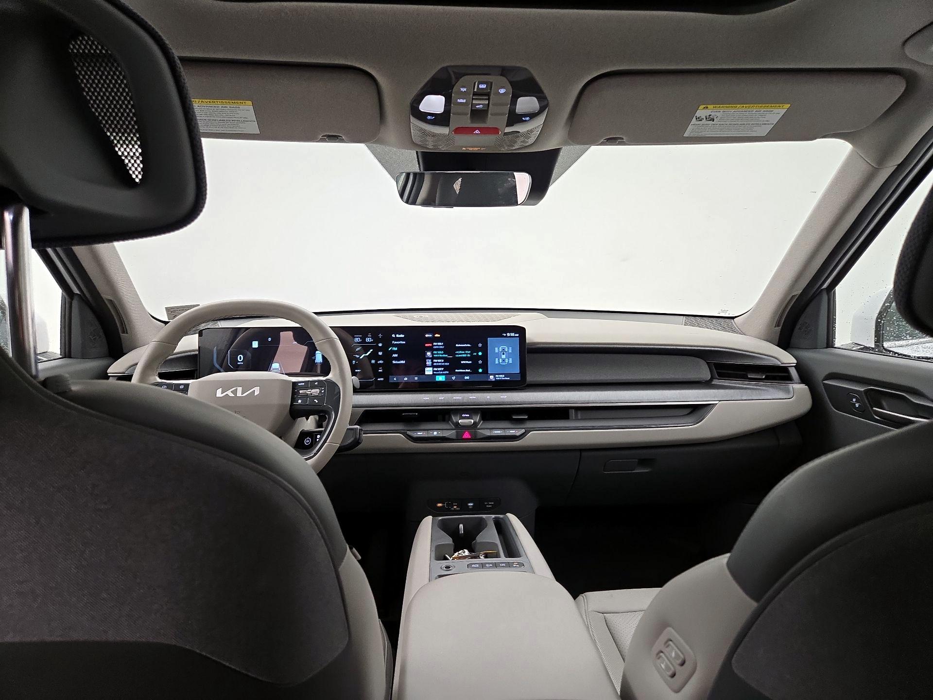 Thumbnail: 2025 Kia EV9 - 9