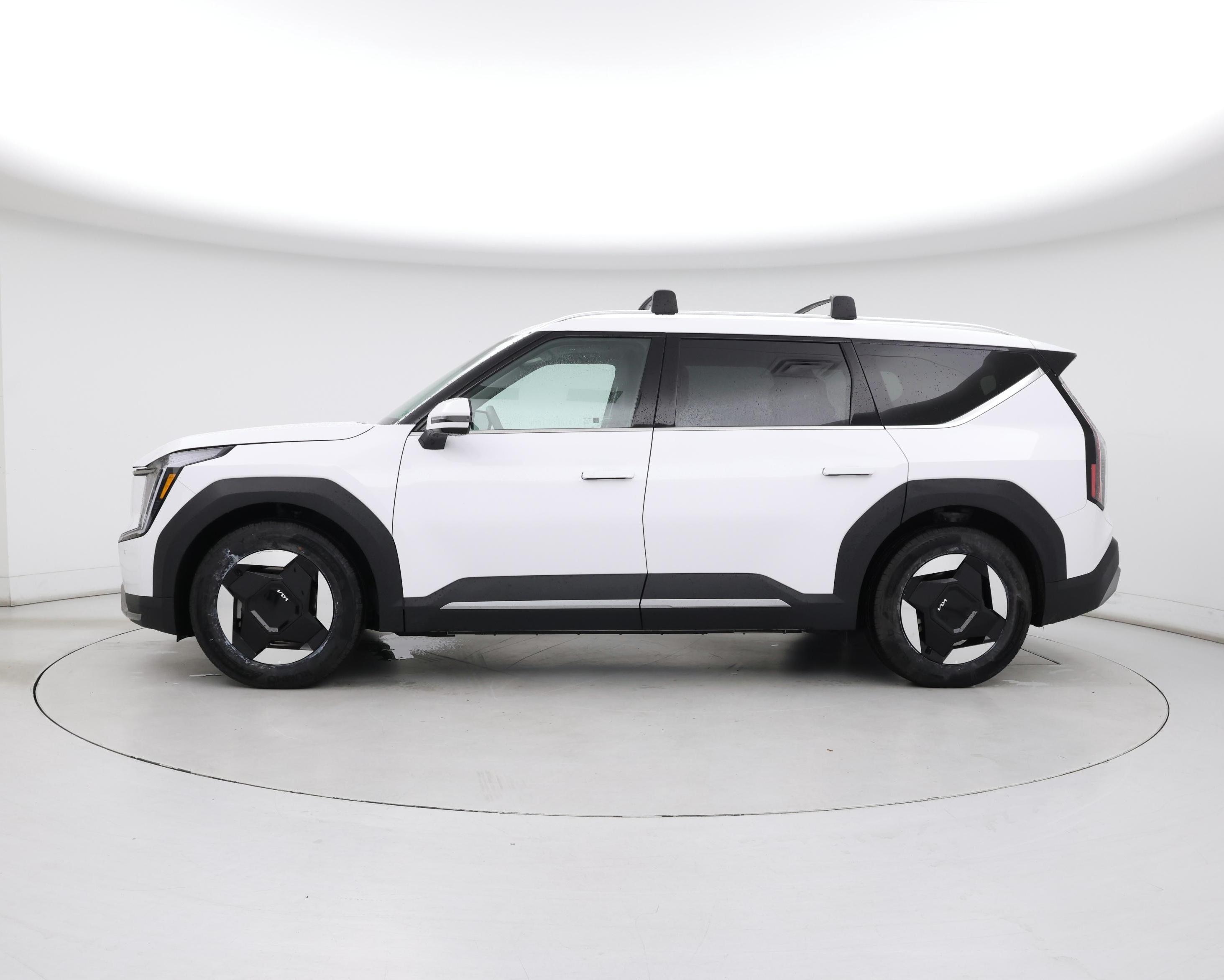 Thumbnail: 2025 Kia EV9 - 3