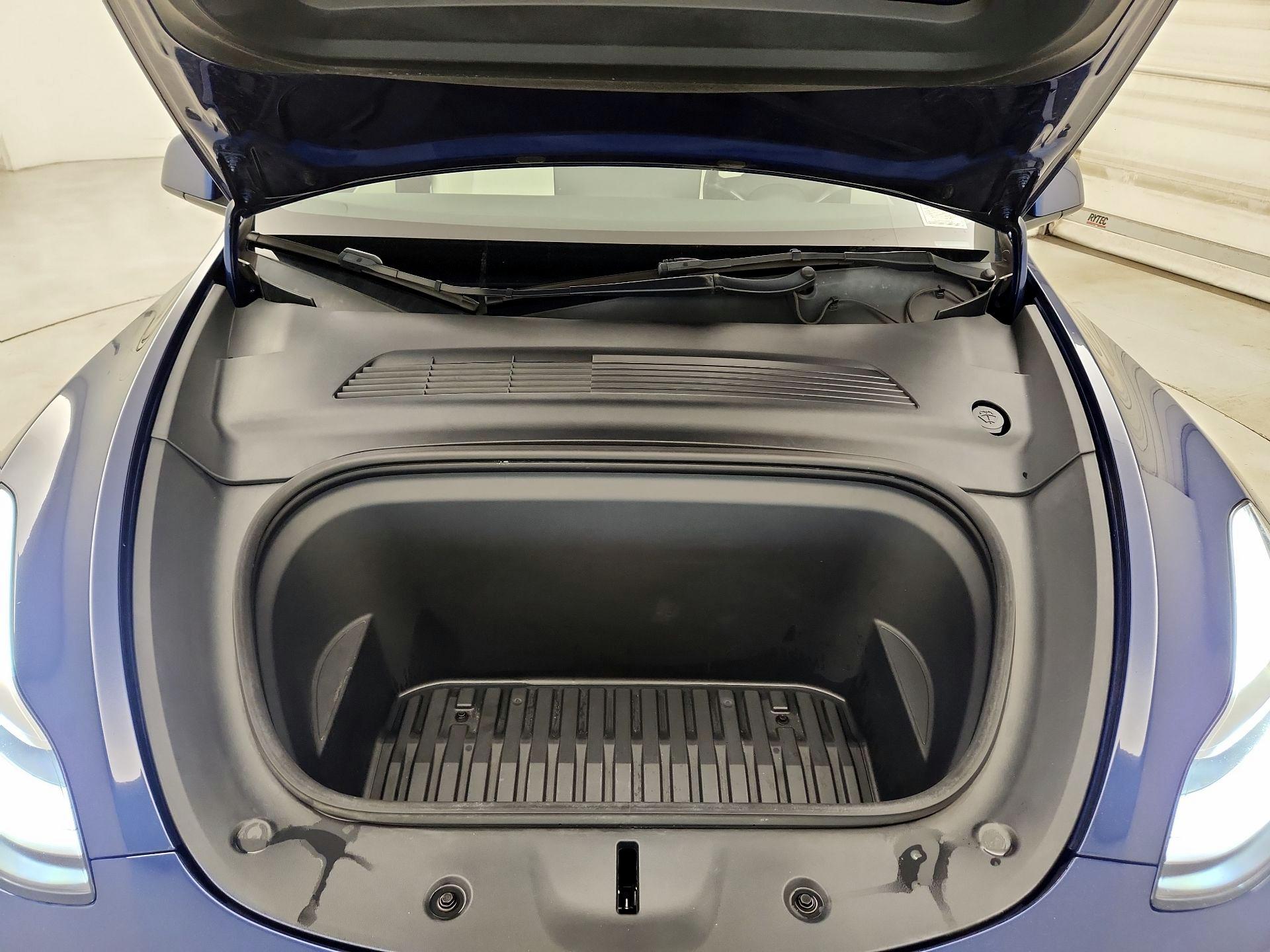 Thumbnail: 2021 Tesla Model Y - 20