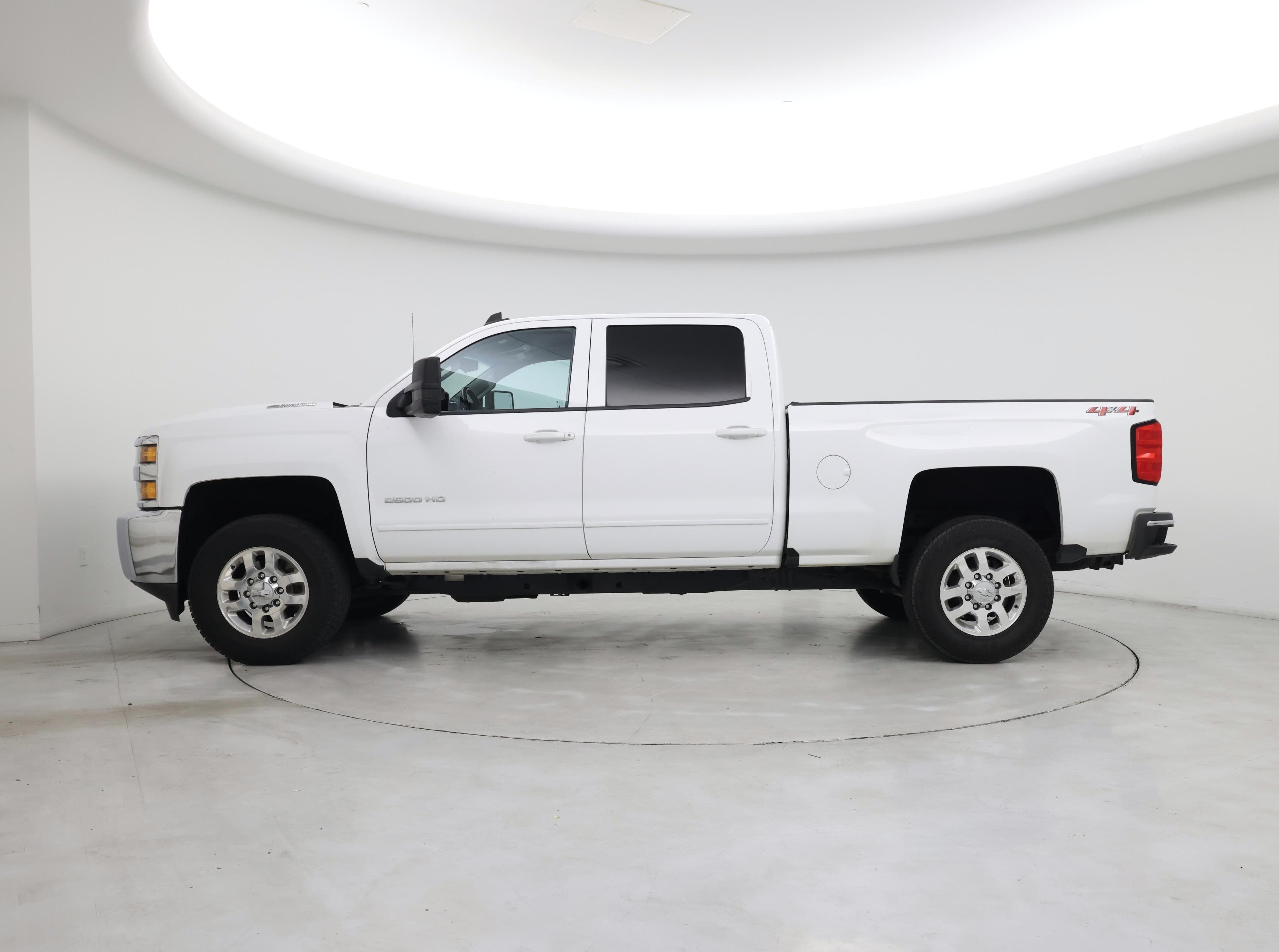 Thumbnail: 2018 Chevrolet Silverado 2500 - 3