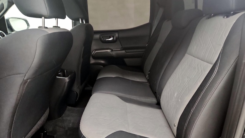 2021 Toyota Tacoma TRD Off-Road 18