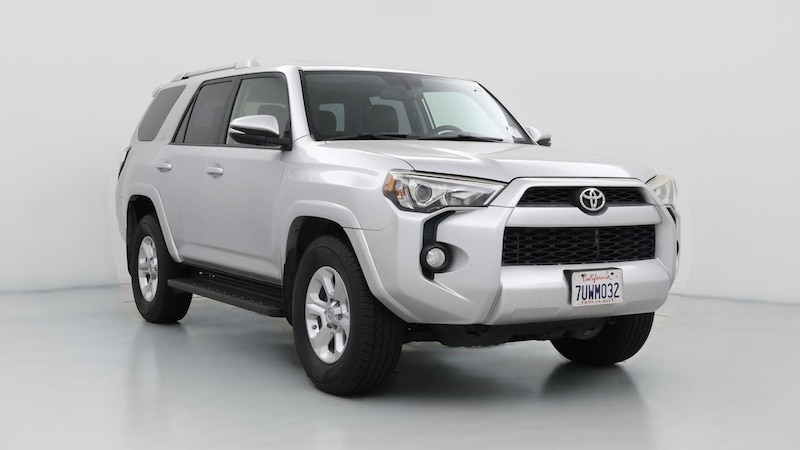2016 Toyota 4Runner SR5 Hero Image