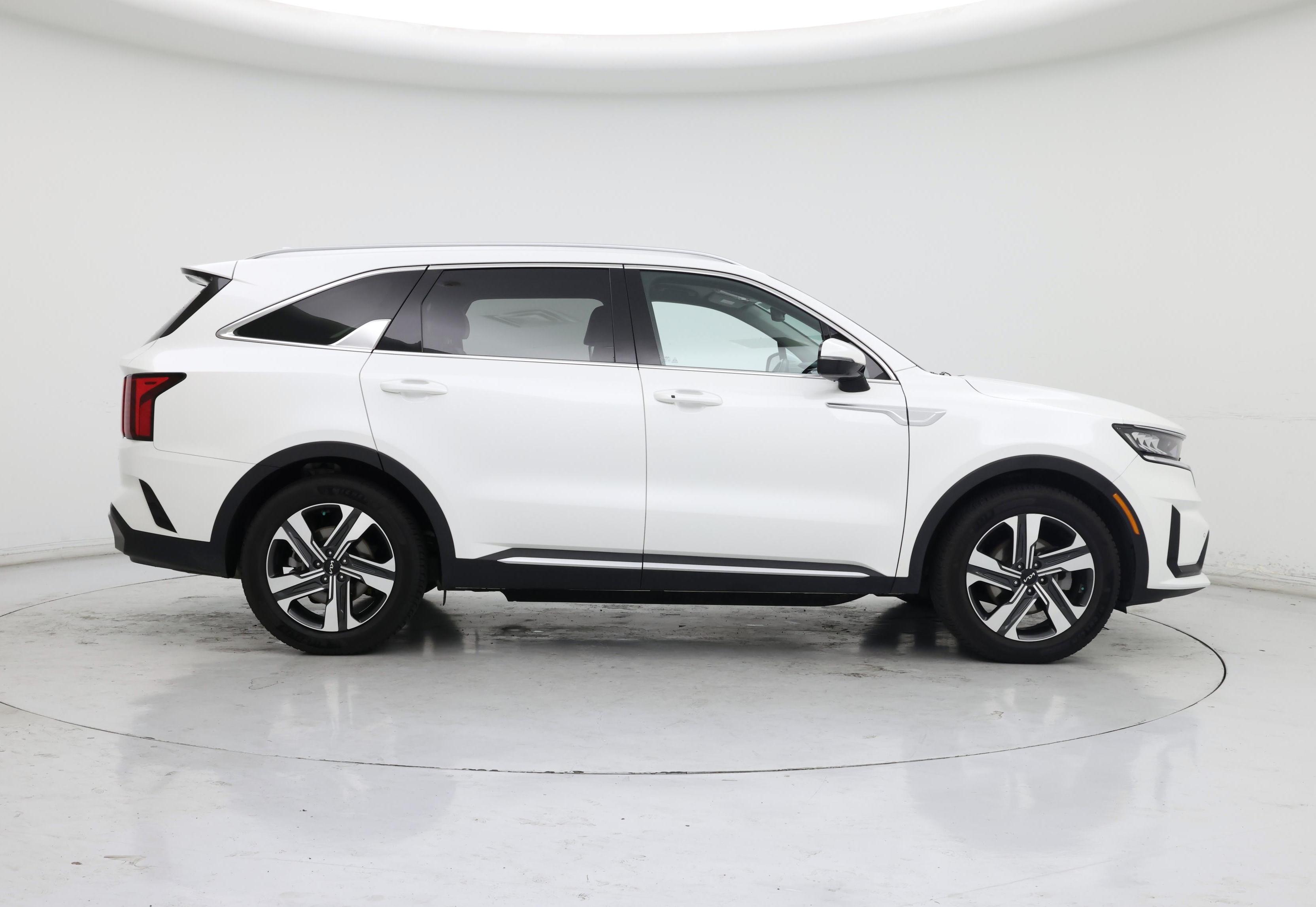 Thumbnail: 2023 Kia Sorento - 7