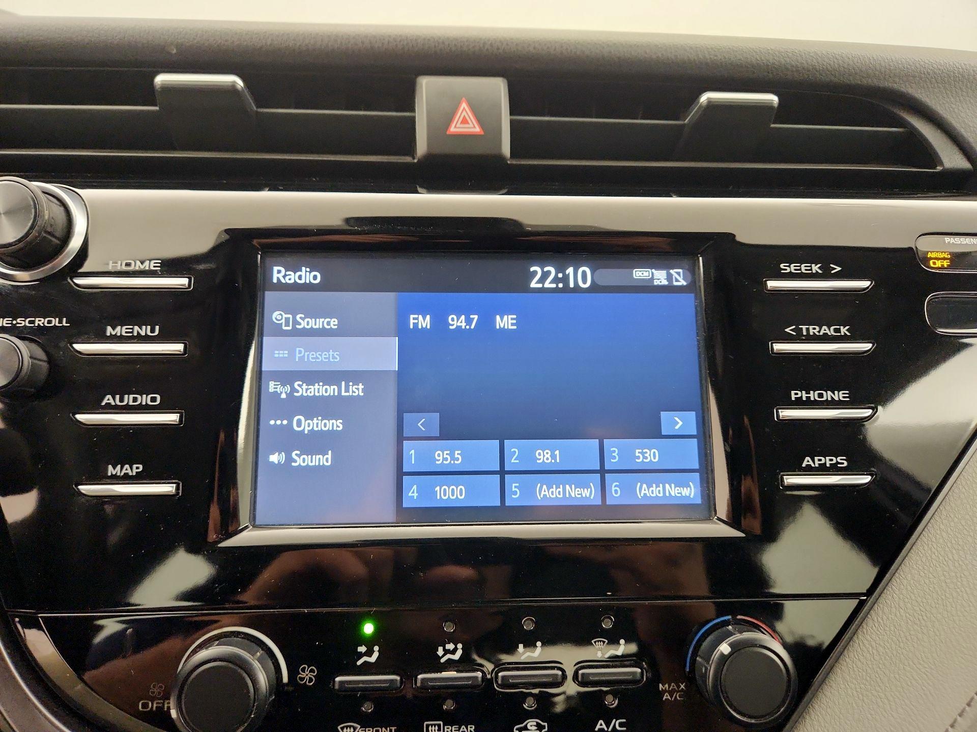 Thumbnail: 2019 Toyota Camry - 15