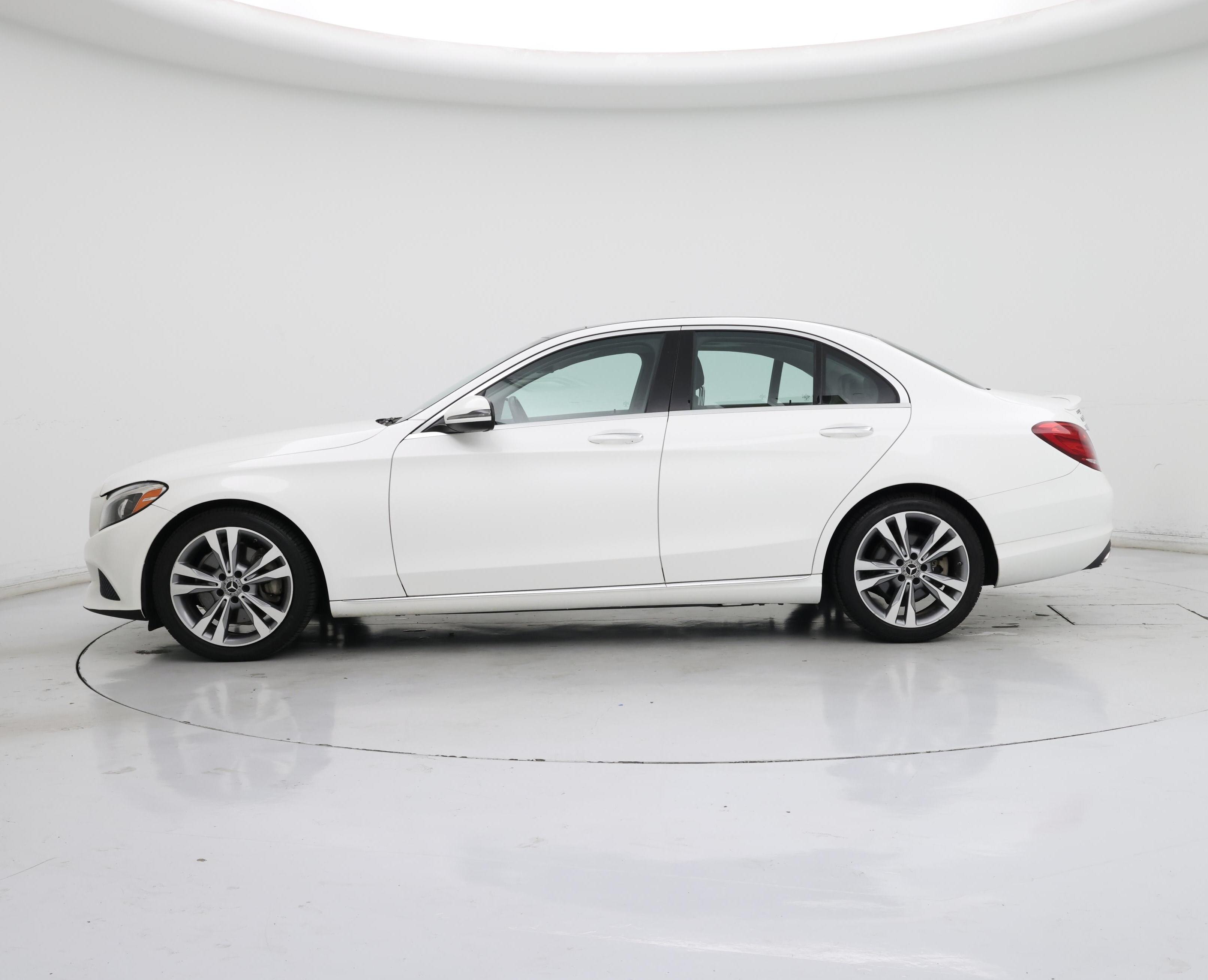 Thumbnail: 2017 Mercedes-Benz C-Class - 3