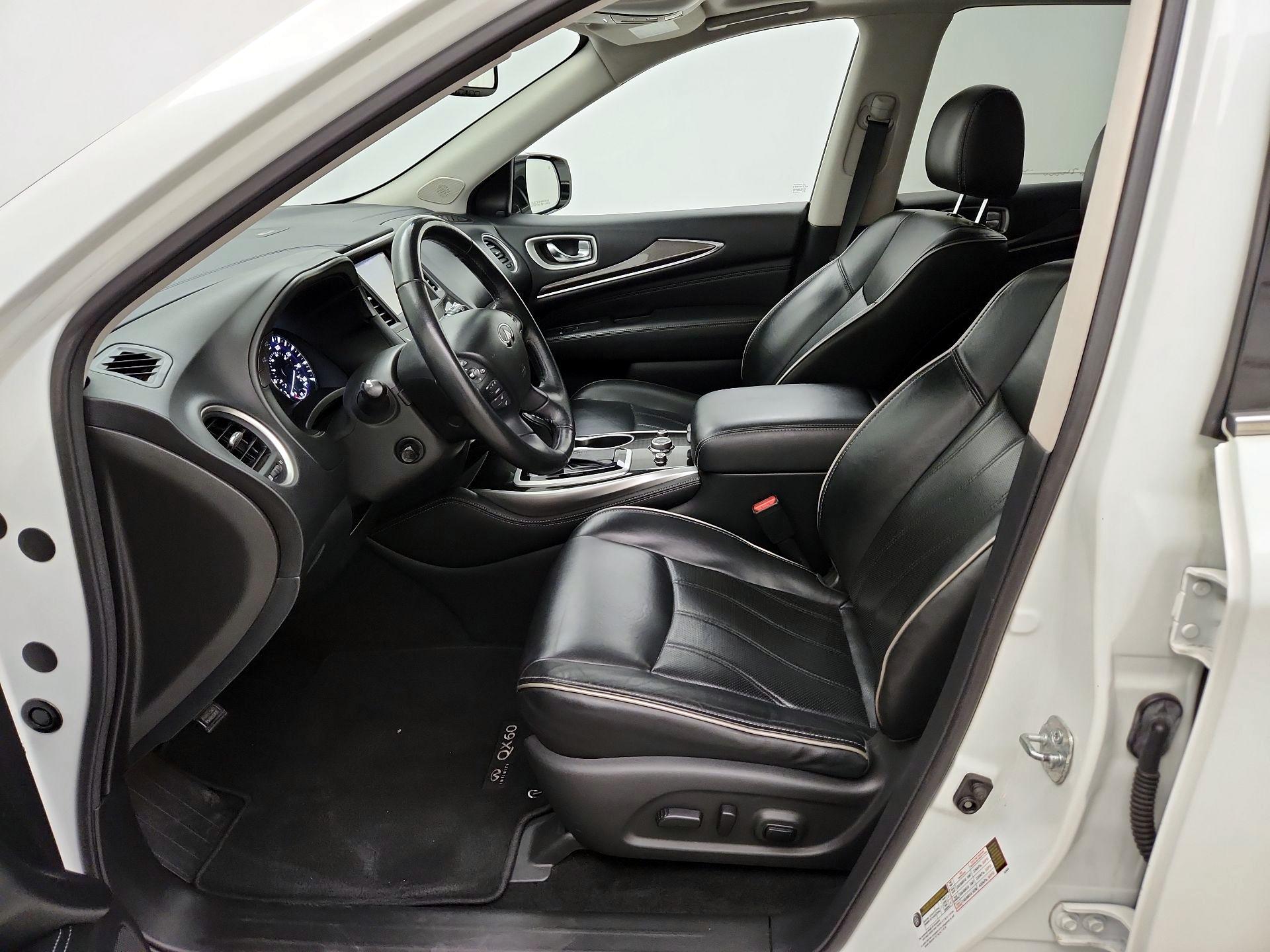 Thumbnail: 2017 INFINITI QX60 - 11
