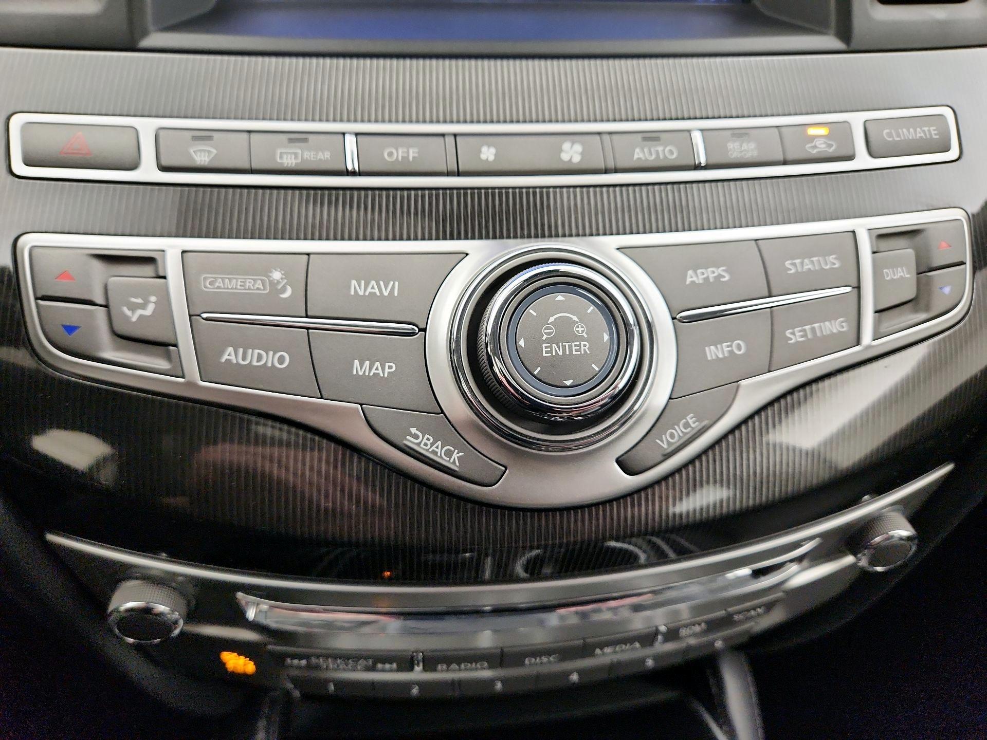 Thumbnail: 2017 INFINITI QX60 - 16