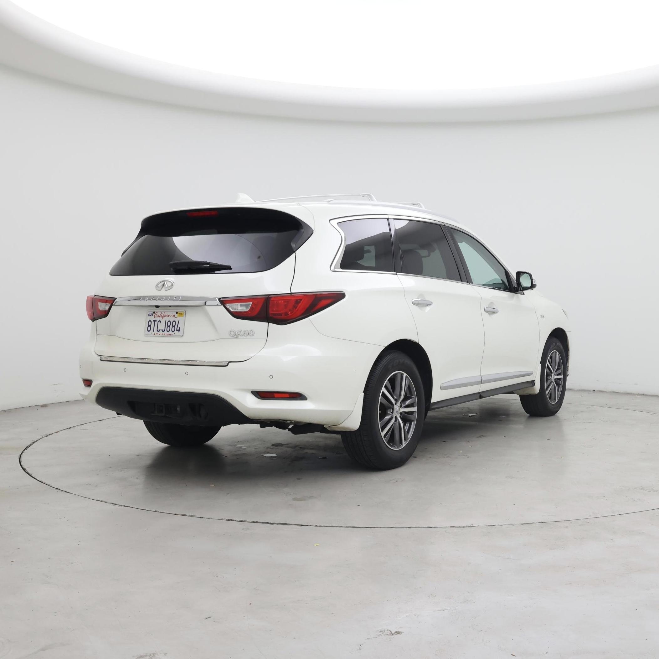 Thumbnail: 2017 INFINITI QX60 - 8
