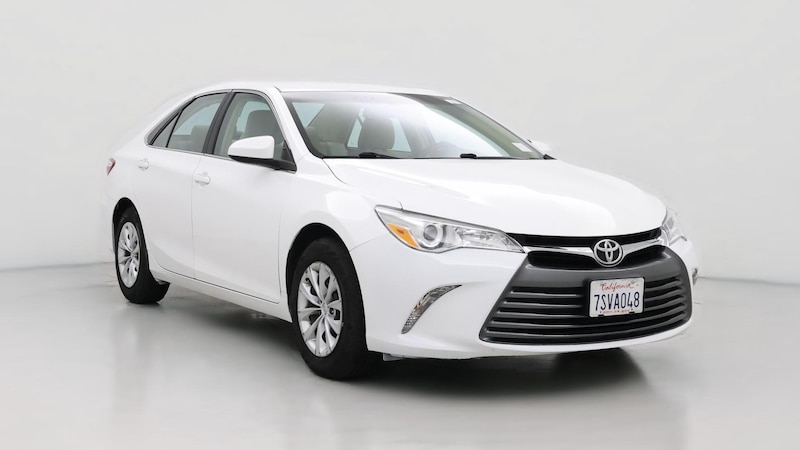 2016 Toyota Camry LE Hero Image
