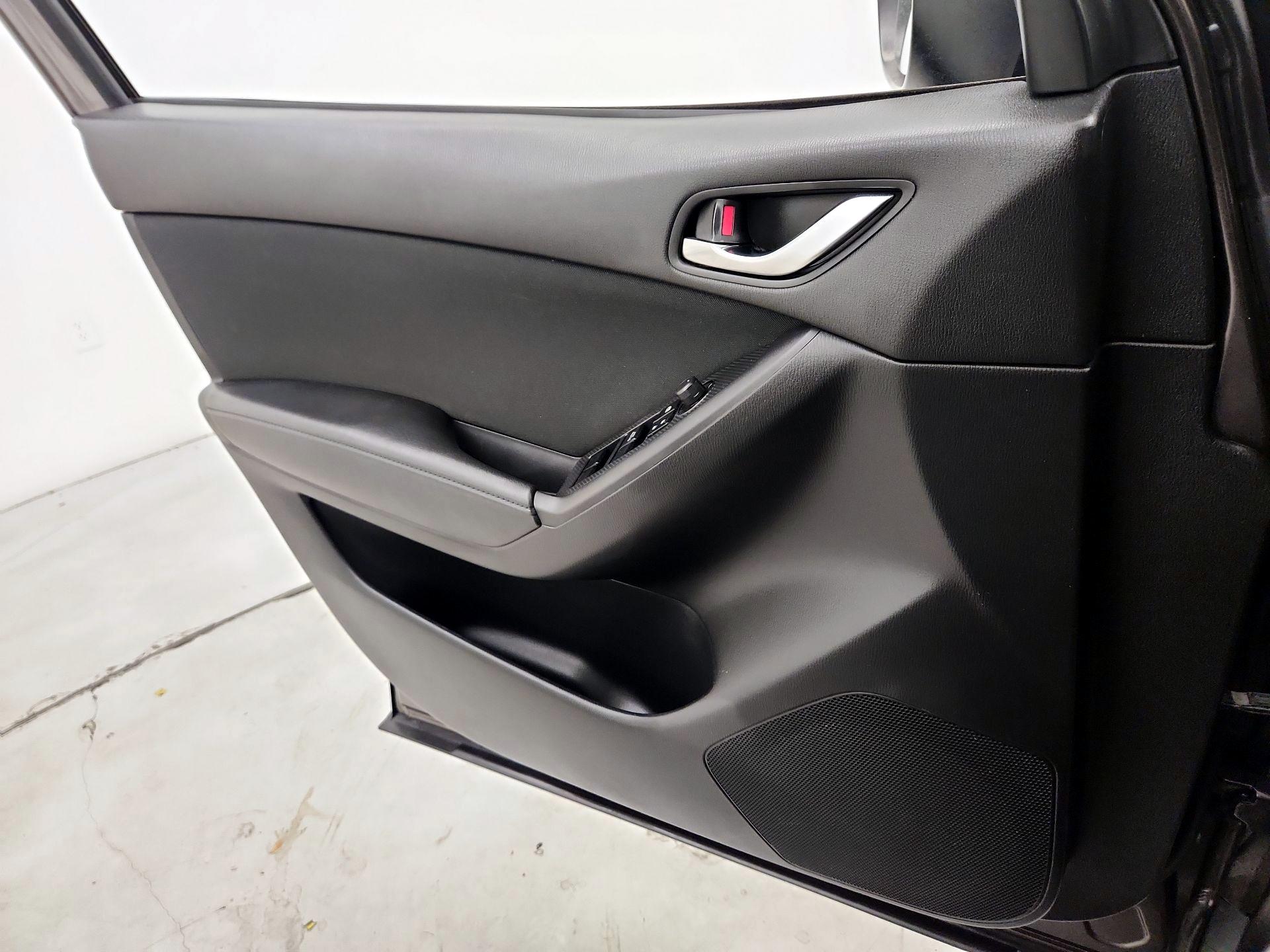 Thumbnail: 2016 Mazda CX-5 - 12