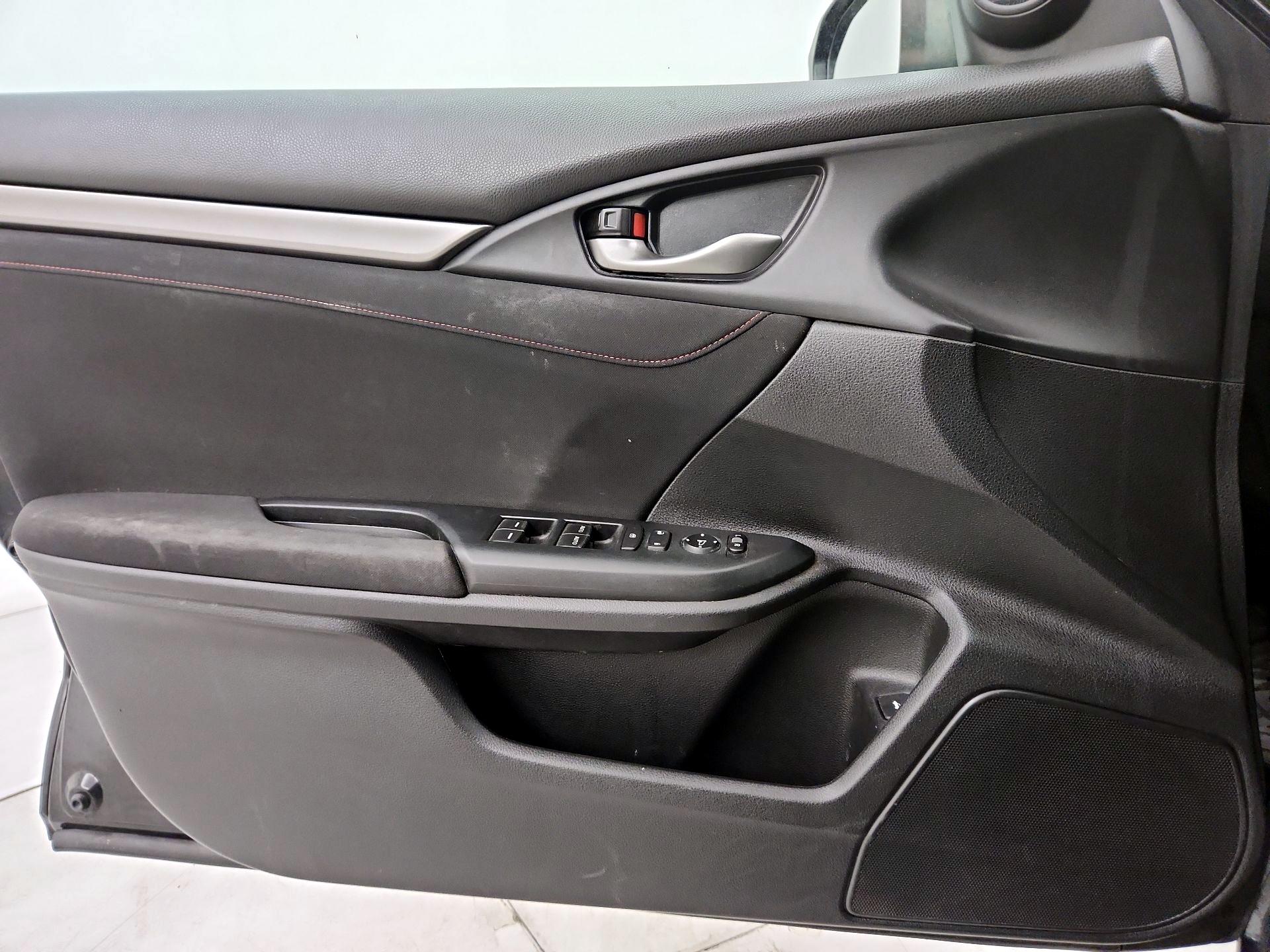 Thumbnail: 2018 Honda Civic - 12