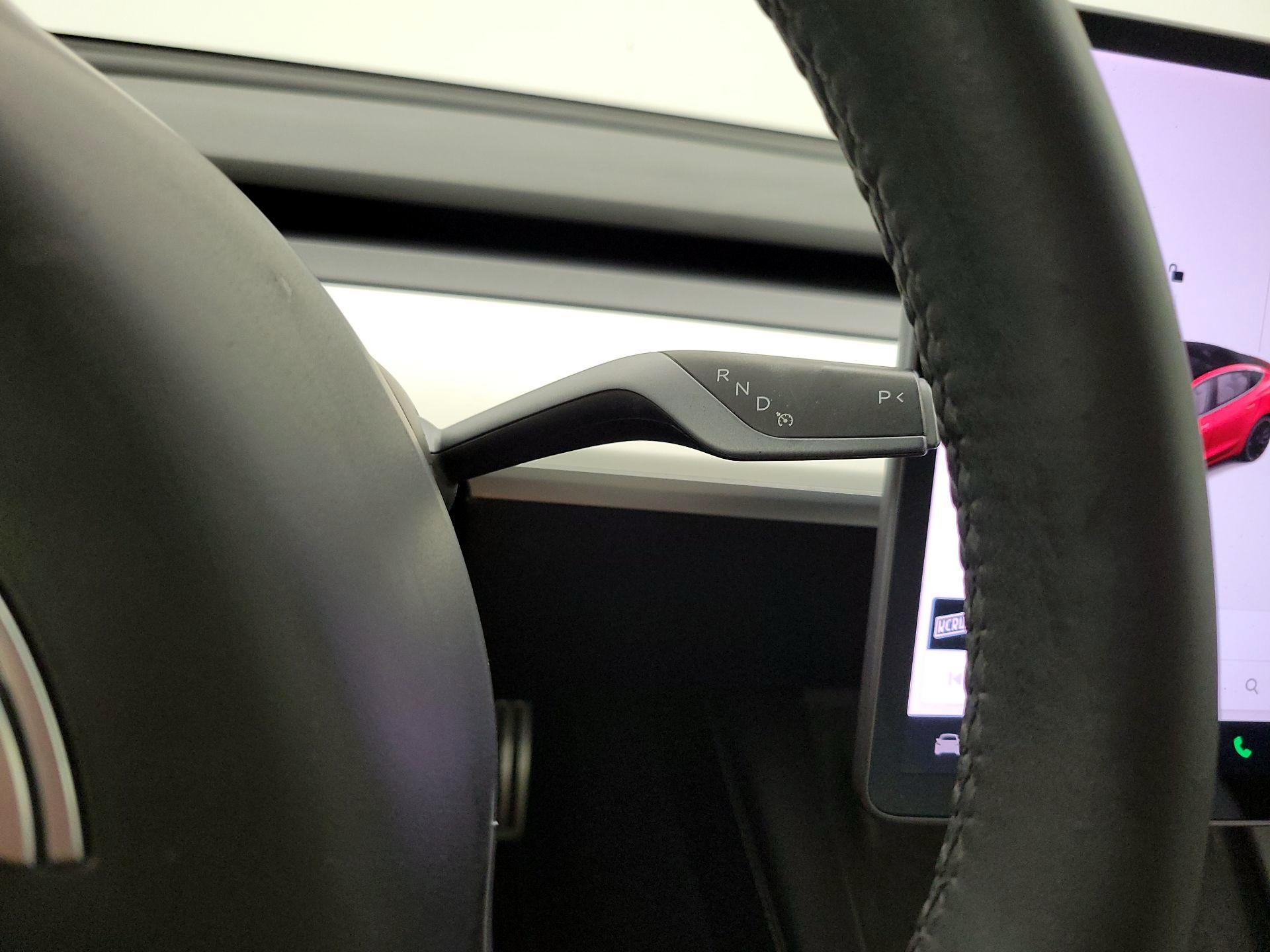 Thumbnail: 2021 Tesla Model 3 - 17