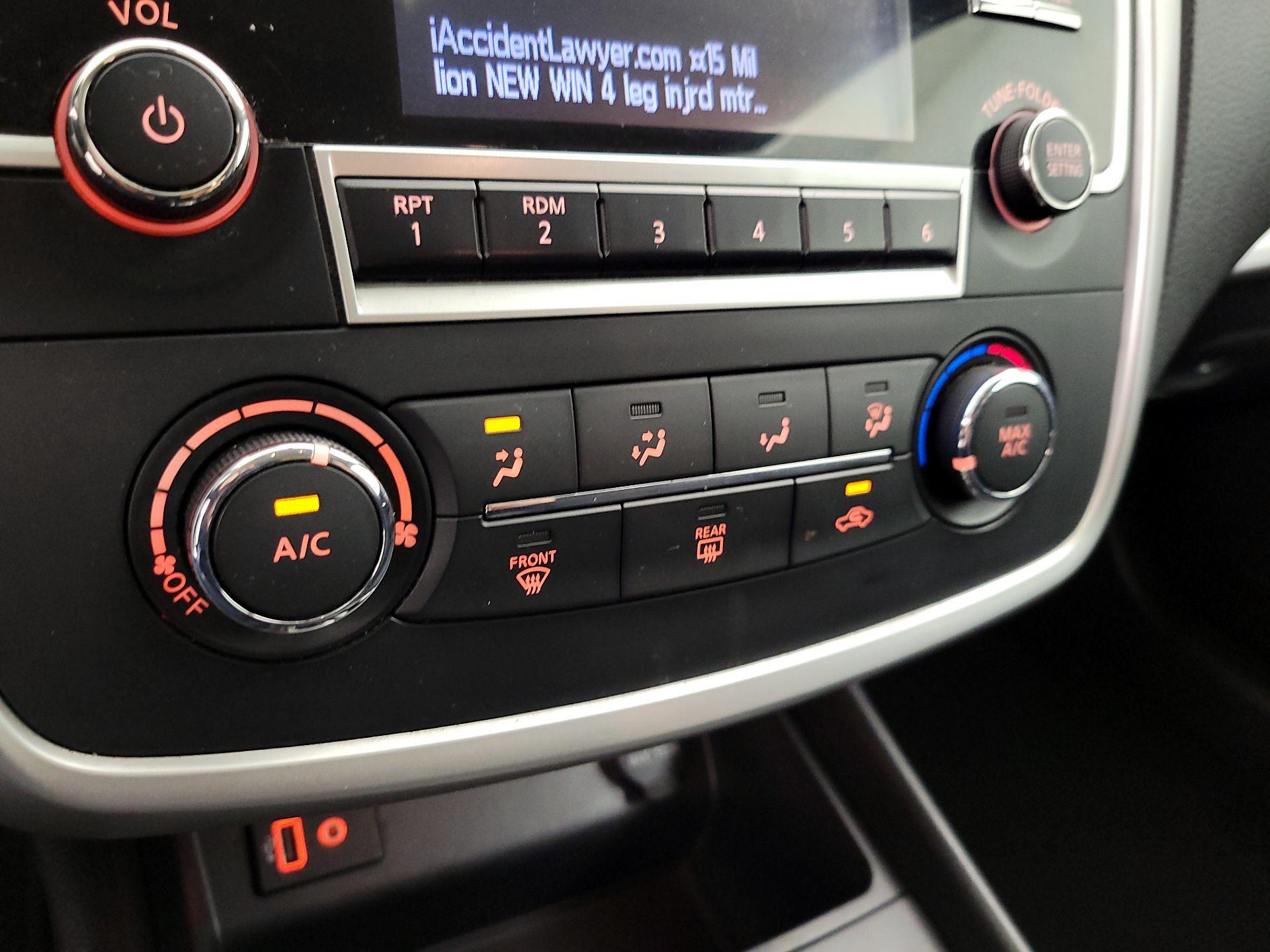 Thumbnail: 2018 Nissan Altima - 16