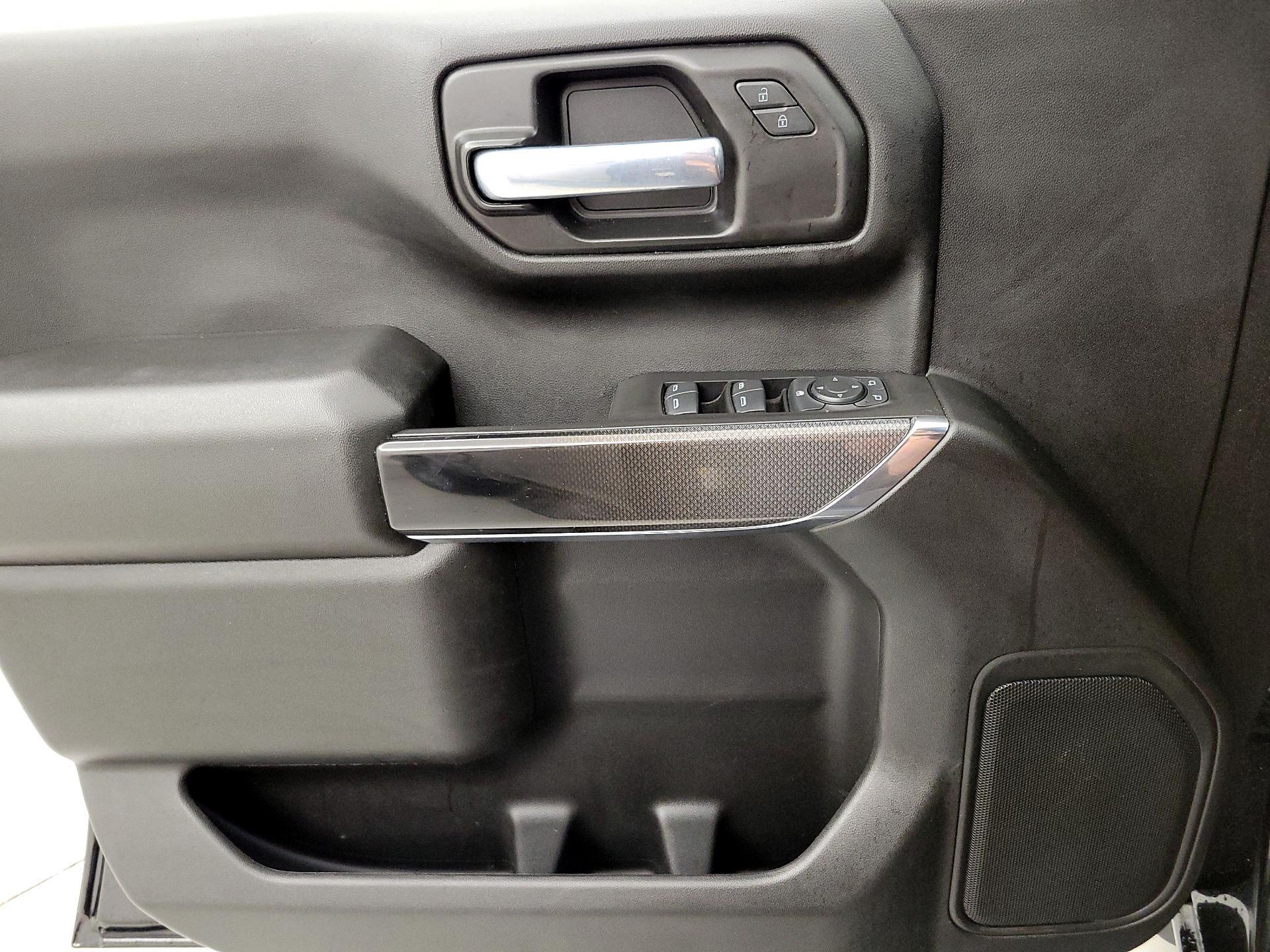 Thumbnail: 2021 Chevrolet Silverado 1500 - 12